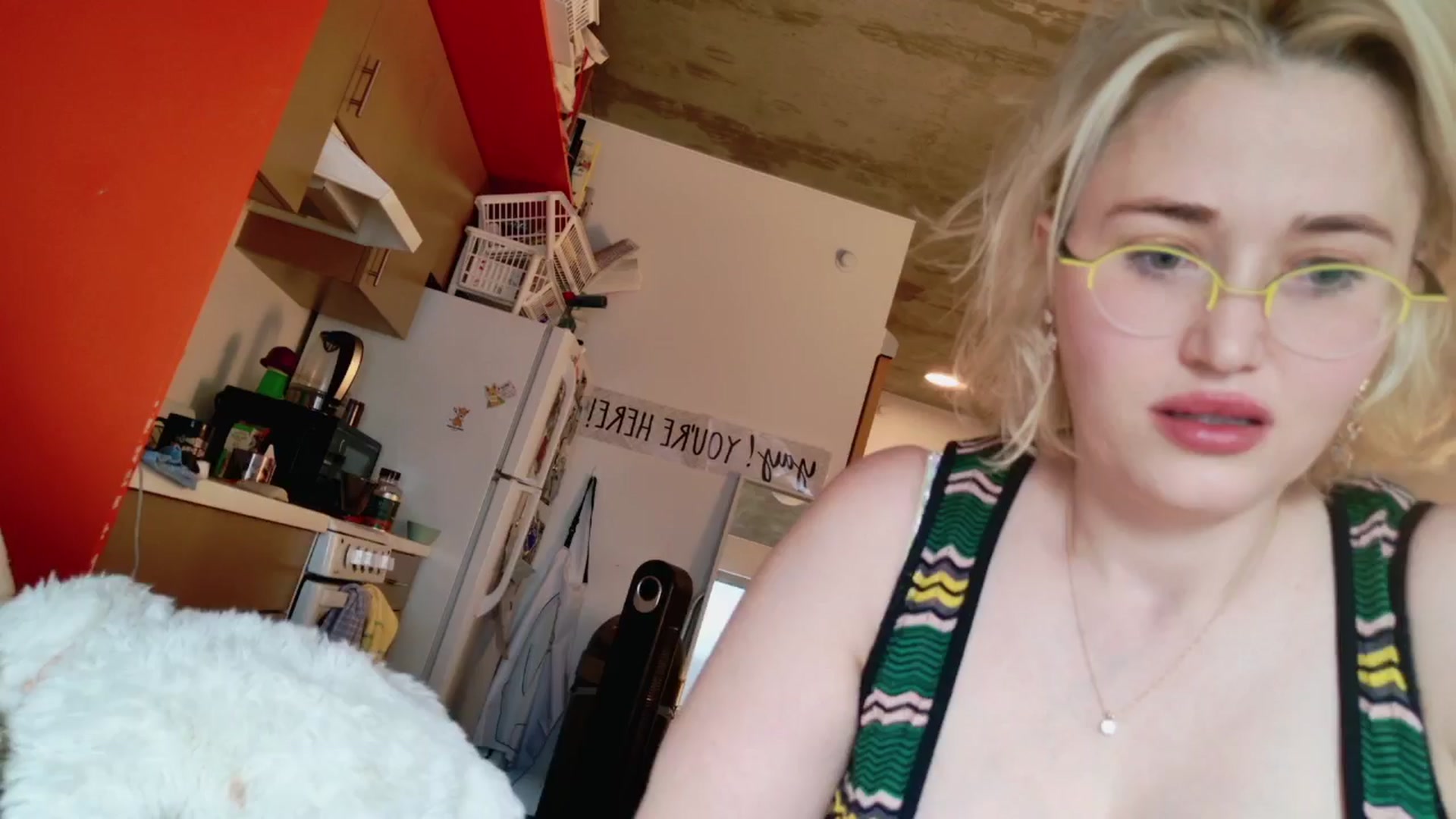Gallery image thumbnail from Molly_Moans's myfreecams stream on, 11/18/2024, 18:17 image 11 of 20