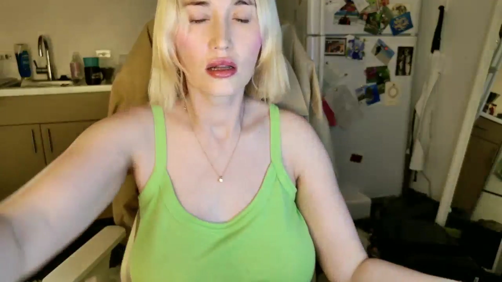 Gallery image thumbnail from Molly_Moans's myfreecams stream on, 02/18/2025, 06:35 image 14 of 20