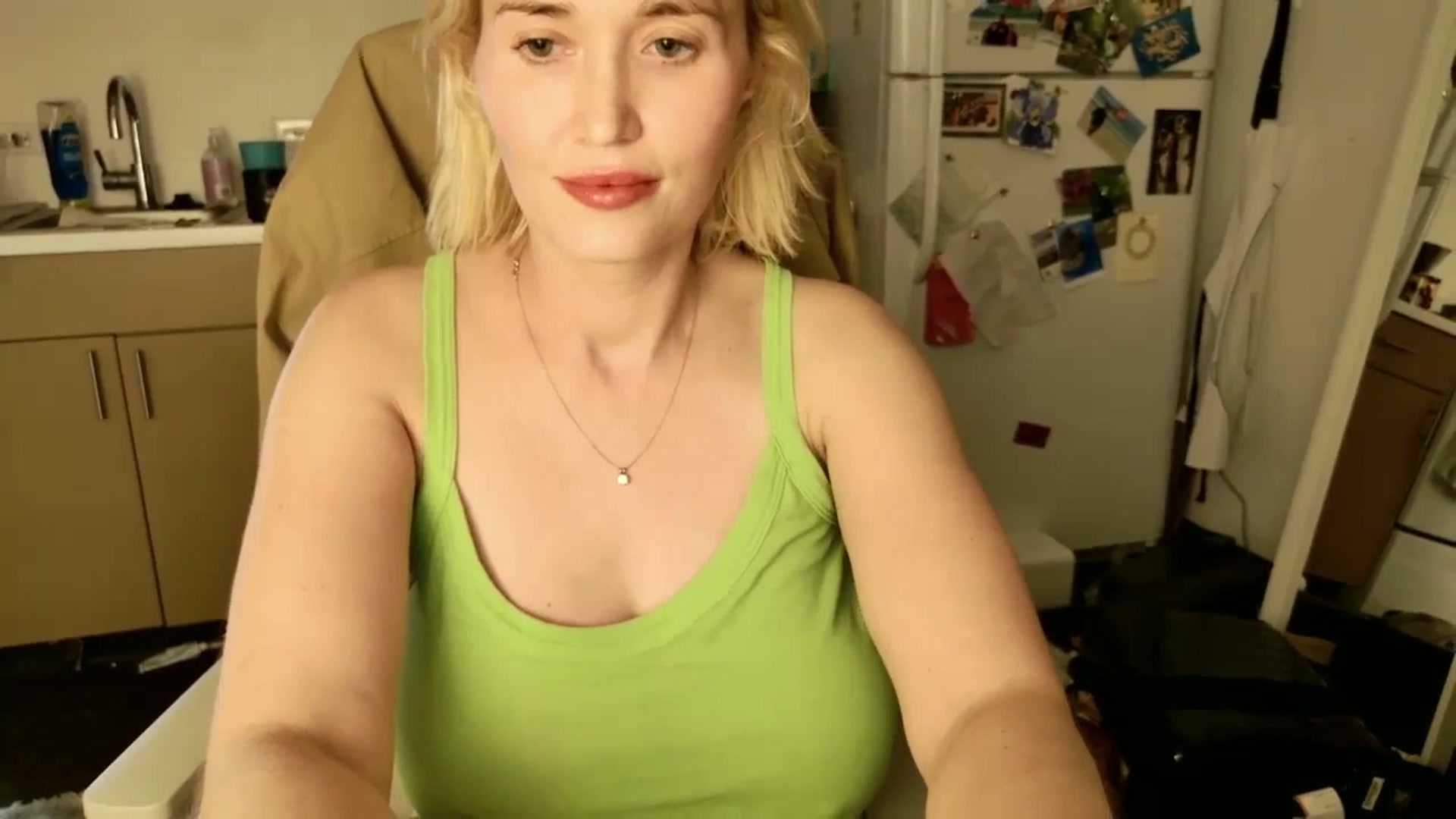 Gallery image thumbnail from Molly_Moans's myfreecams stream on, 02/18/2025, 06:35 image 12 of 20