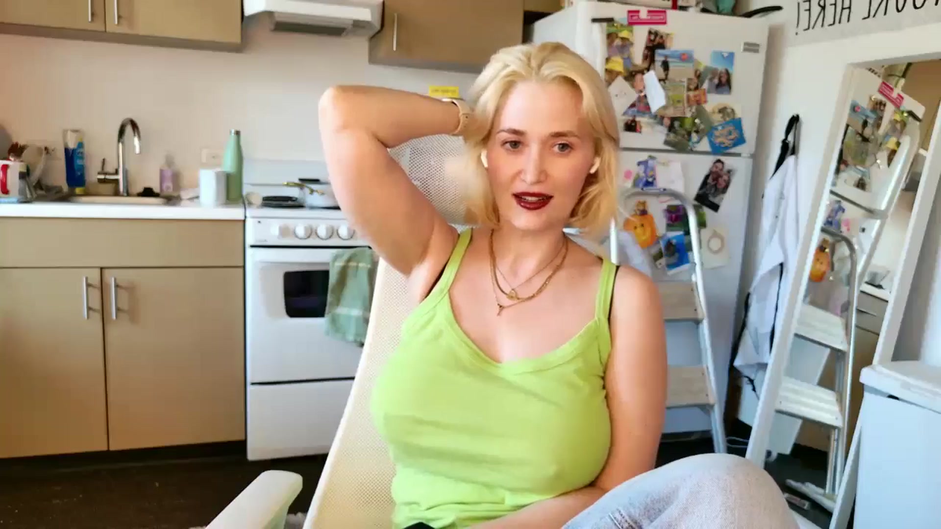 Gallery image thumbnail from Molly_Moans's myfreecams stream on, 02/24/2025, 24:01 image 3 of 20