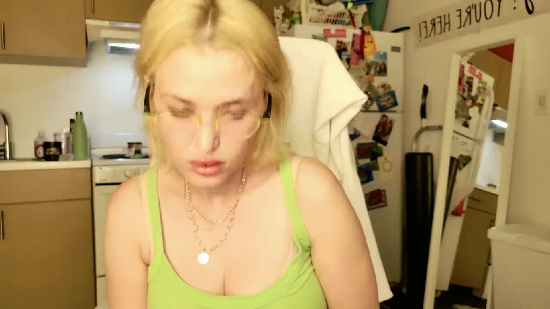 Gallery image thumbnail from Molly_Moans's myfreecams stream on, 03/24/2025, 13:07 image 9 of 20