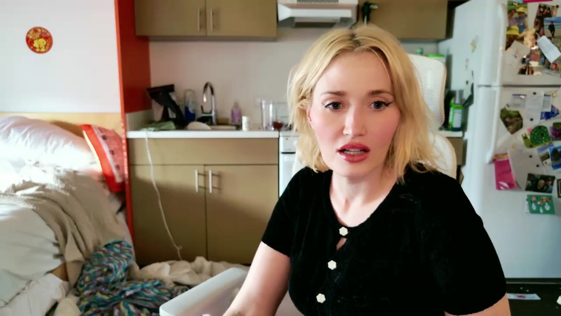 Gallery image thumbnail from Molly_Moans's myfreecams stream on, 05/12/2025, 22:17 image 9 of 20