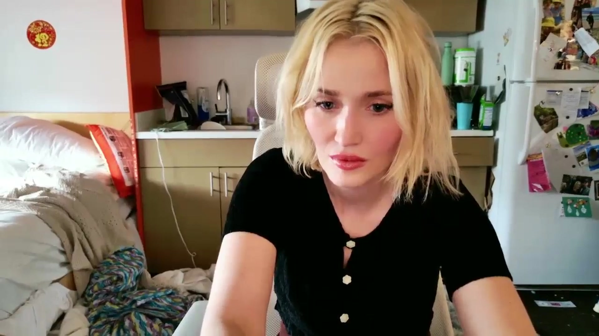 Gallery image thumbnail from Molly_Moans's myfreecams stream on, 05/12/2025, 22:17 image 7 of 20