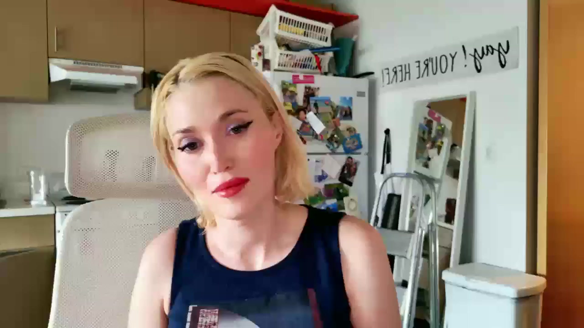 Gallery image thumbnail from Molly_Moans's myfreecams stream on, 05/13/2025, 19:06 image 6 of 20