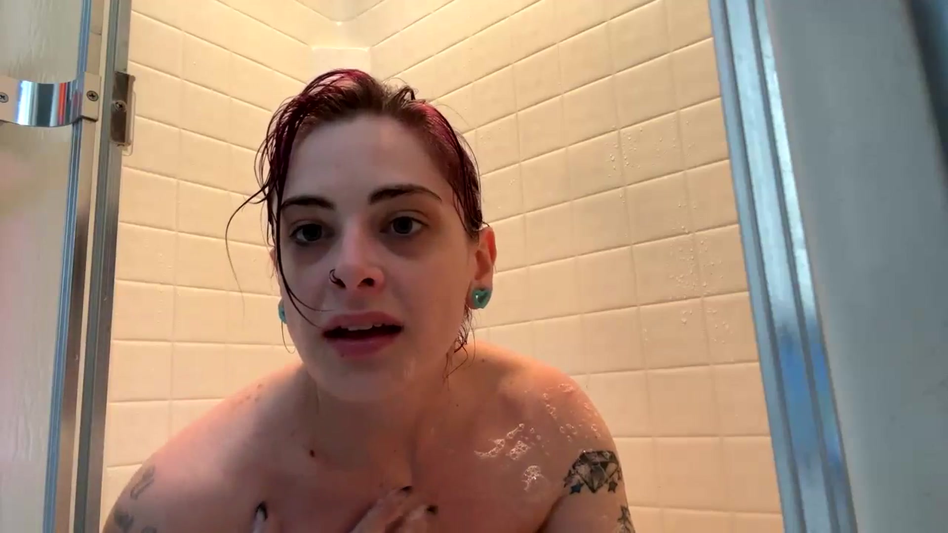 Gallery image thumbnail from Molly_Starr's myfreecams stream on, 01/21/2024, 18:44 image 3 of 20