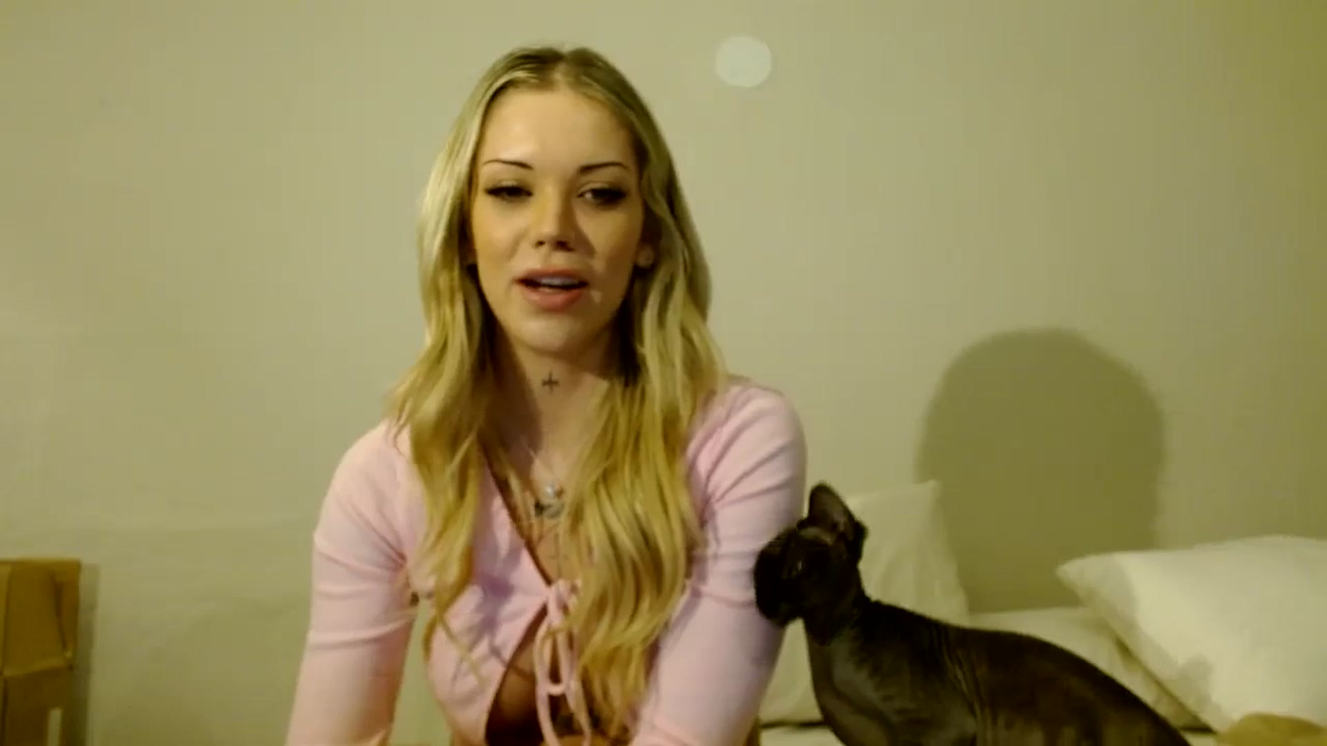 Gallery image thumbnail from Molly_Taylor's myfreecams stream on, 12/14/2023, 04:22 image 11 of 20