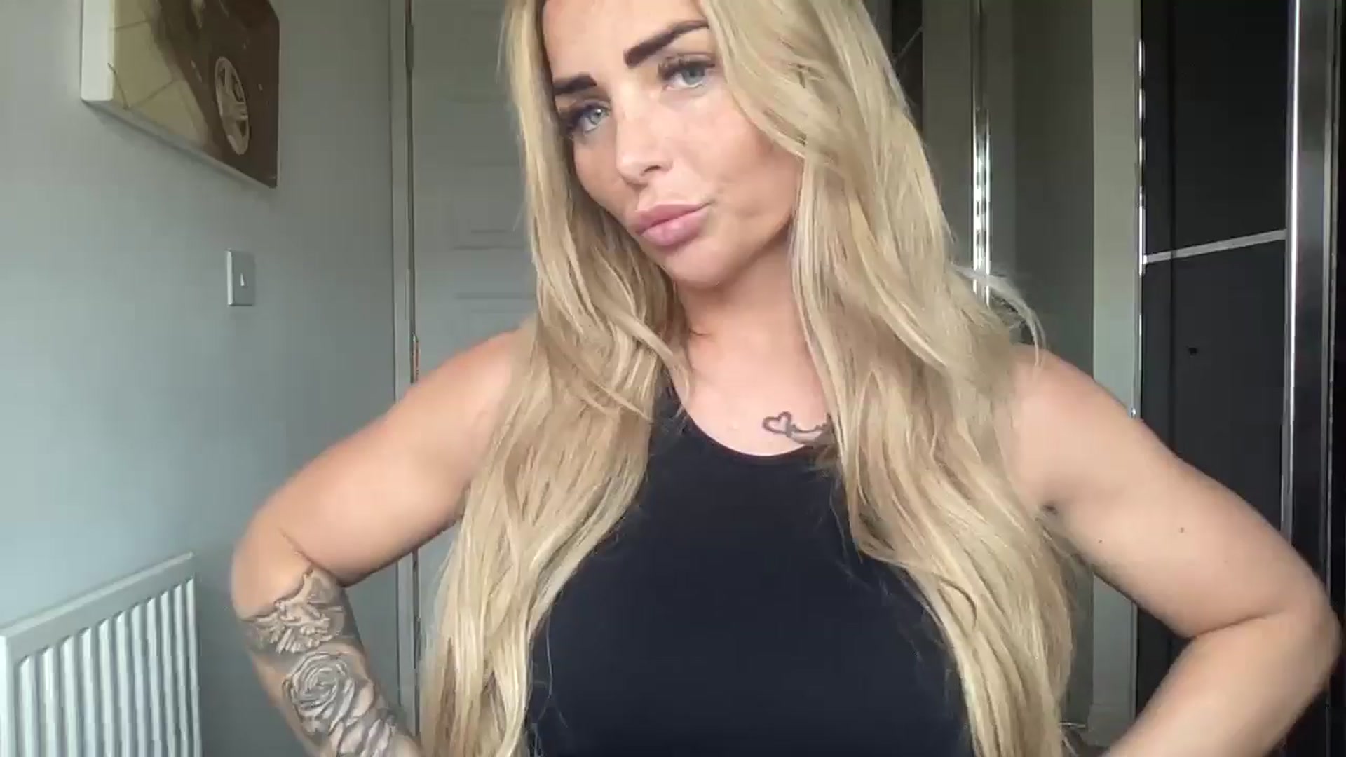 Gallery image thumbnail from Molly_XXX1's myfreecams stream on, 11/12/2024, 10:26 image 20 of 20