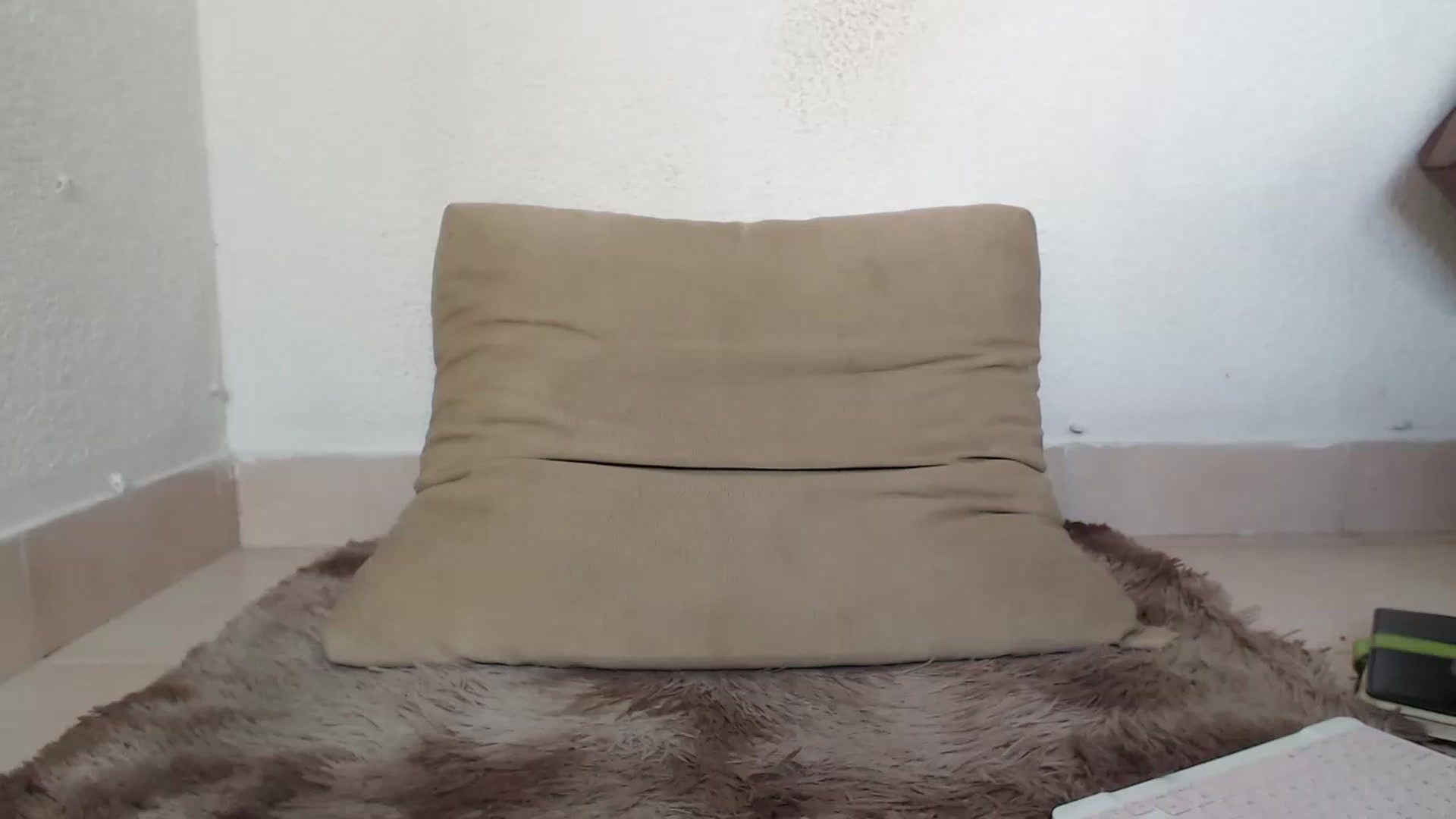 Gallery image thumbnail from Molly_fragan's myfreecams stream on, 11/15/2024, 20:54 image 12 of 20