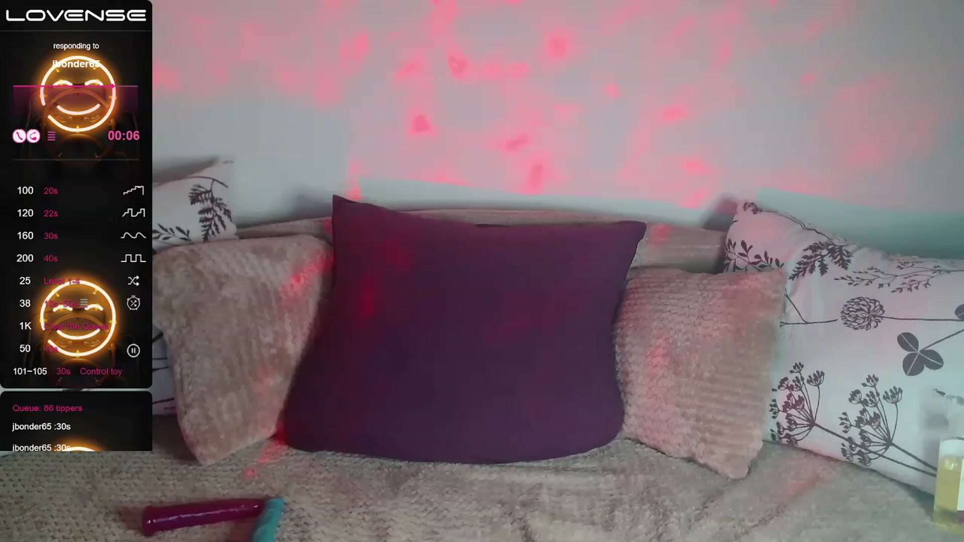 Gallery image thumbnail from Molly_opris's myfreecams stream on, 12/19/2022, 02:08 image 5 of 20