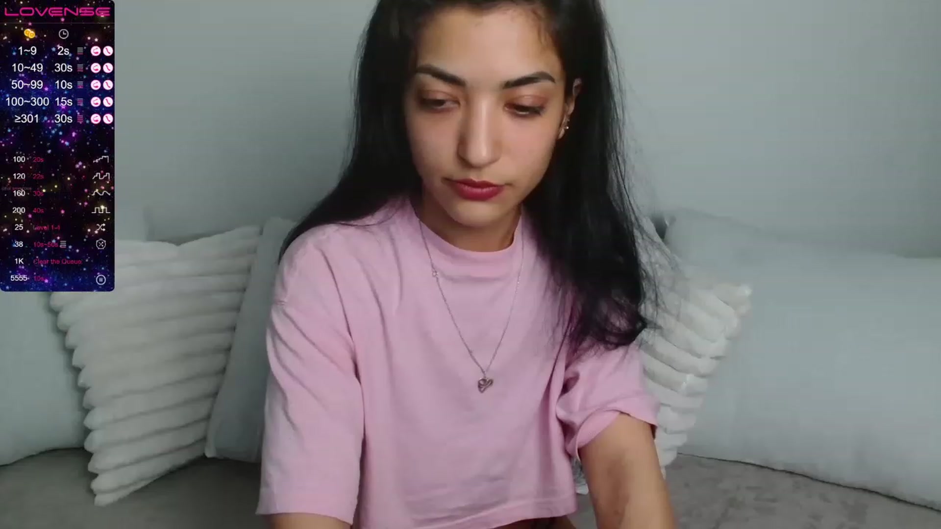 Gallery image thumbnail from Molly_opris's myfreecams stream on, 04/03/2023, 22:35 image 6 of 20
