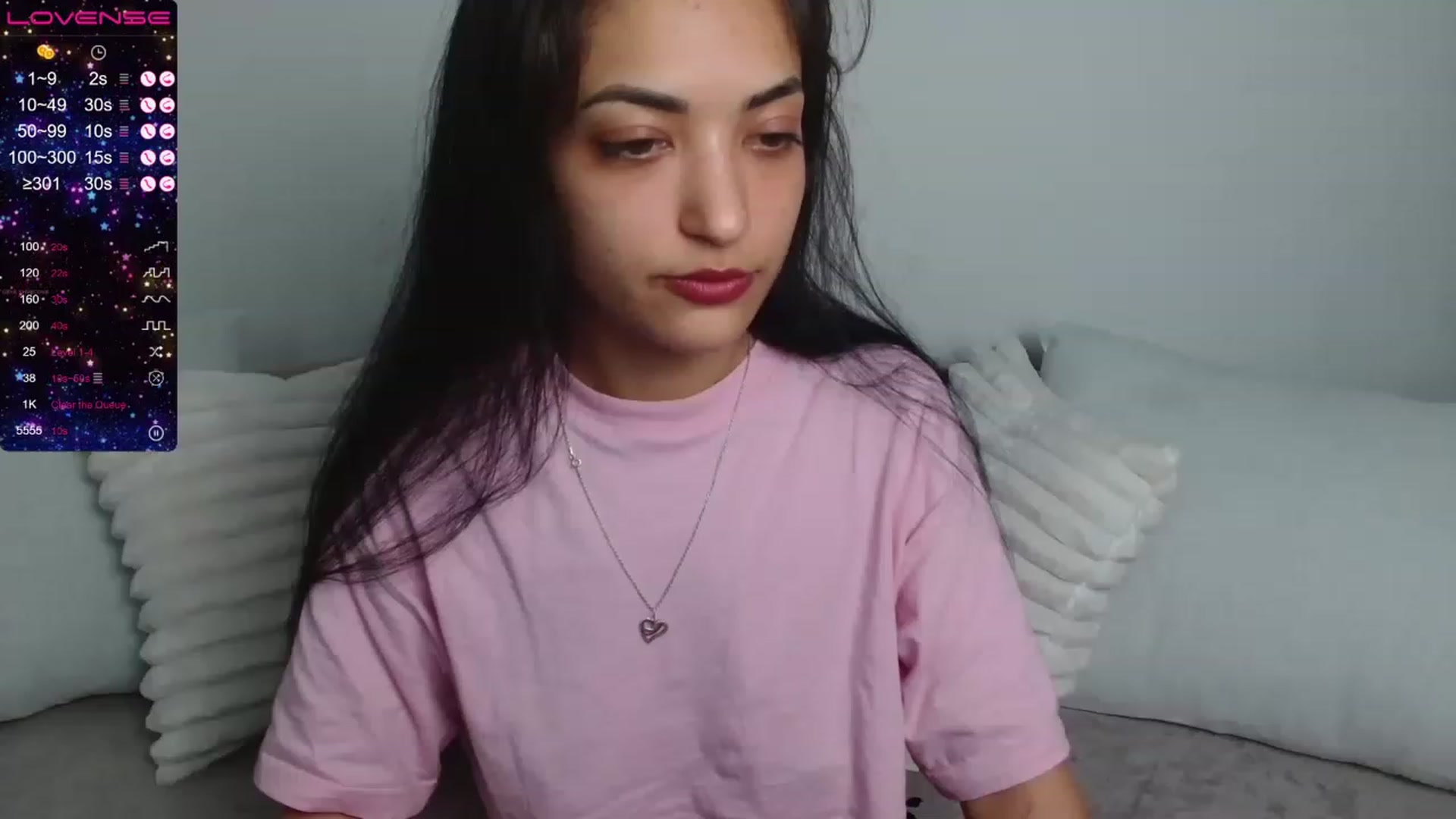 Gallery image thumbnail from Molly_opris's myfreecams stream on, 04/03/2023, 22:35 image 1 of 20