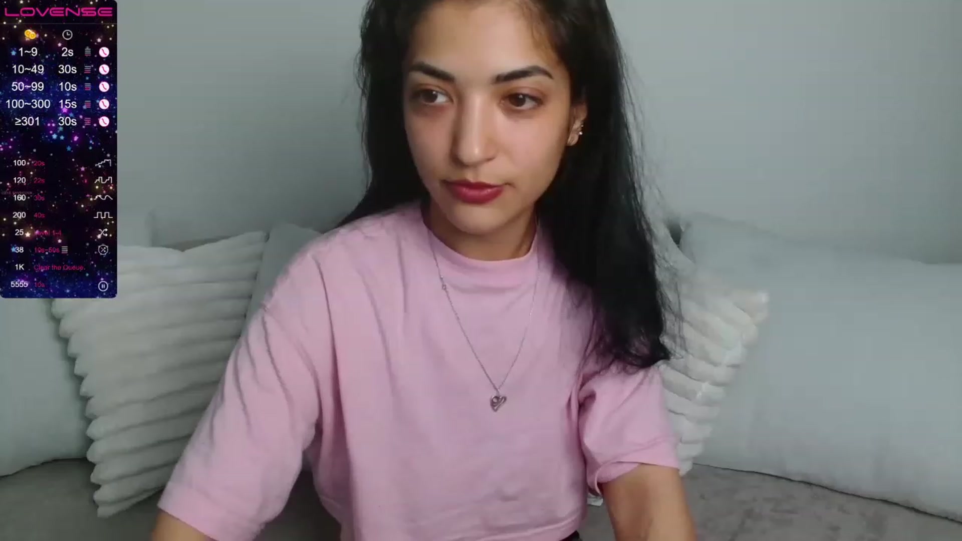 Gallery image thumbnail from Molly_opris's myfreecams stream on, 04/03/2023, 22:35 image 9 of 20