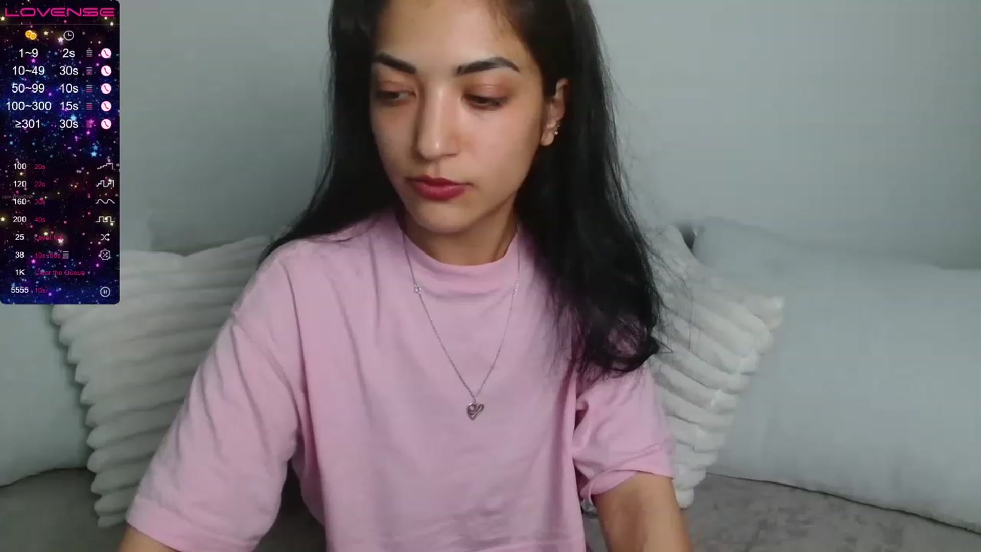 Gallery image thumbnail from Molly_opris's myfreecams stream on, 04/03/2023, 22:35 image 7 of 20