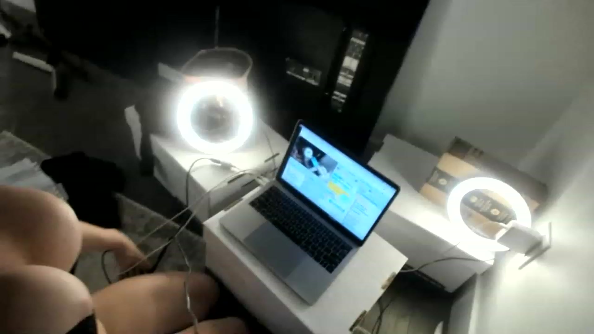 Gallery image thumbnail from Mollyboots's myfreecams stream on, 11/22/2022, 24:39 image 16 of 20