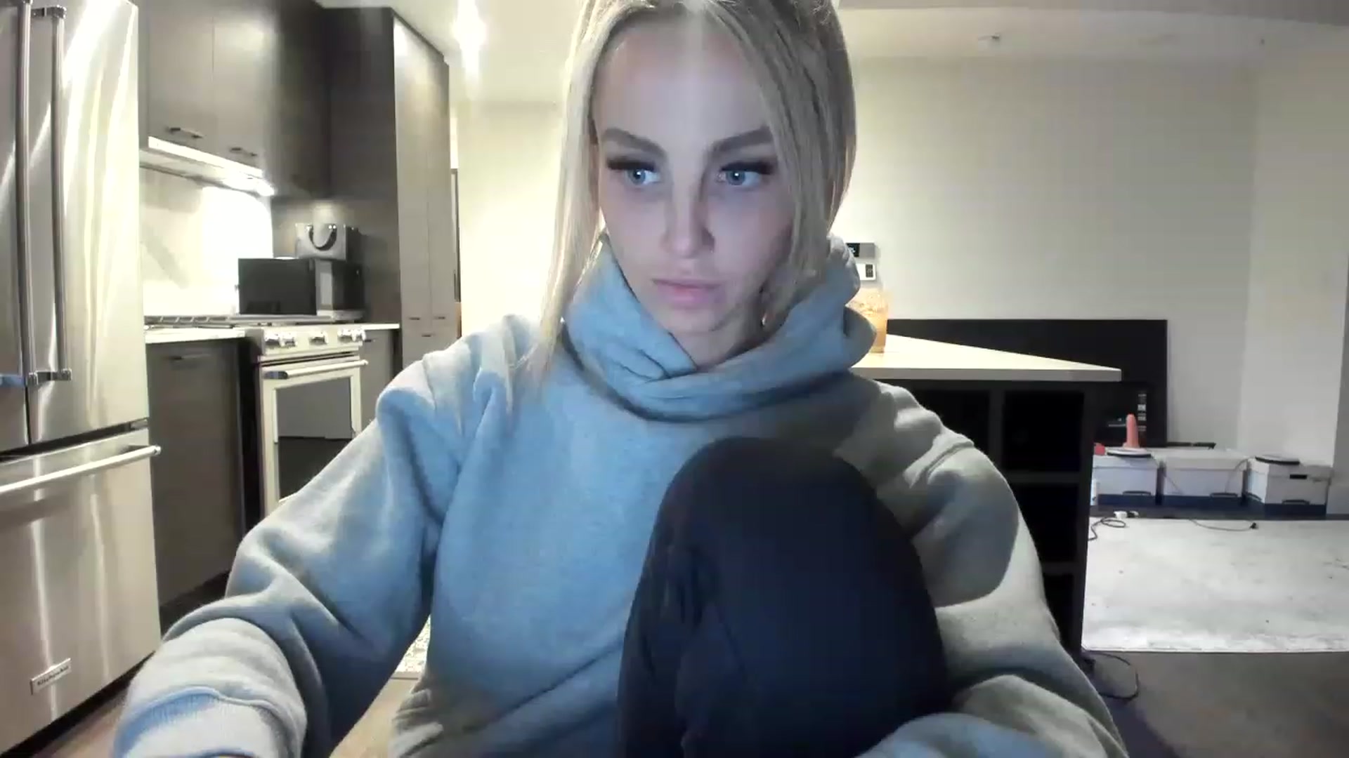 Gallery image thumbnail from Mollyboots's myfreecams stream on, 12/04/2022, 06:09 image 18 of 20