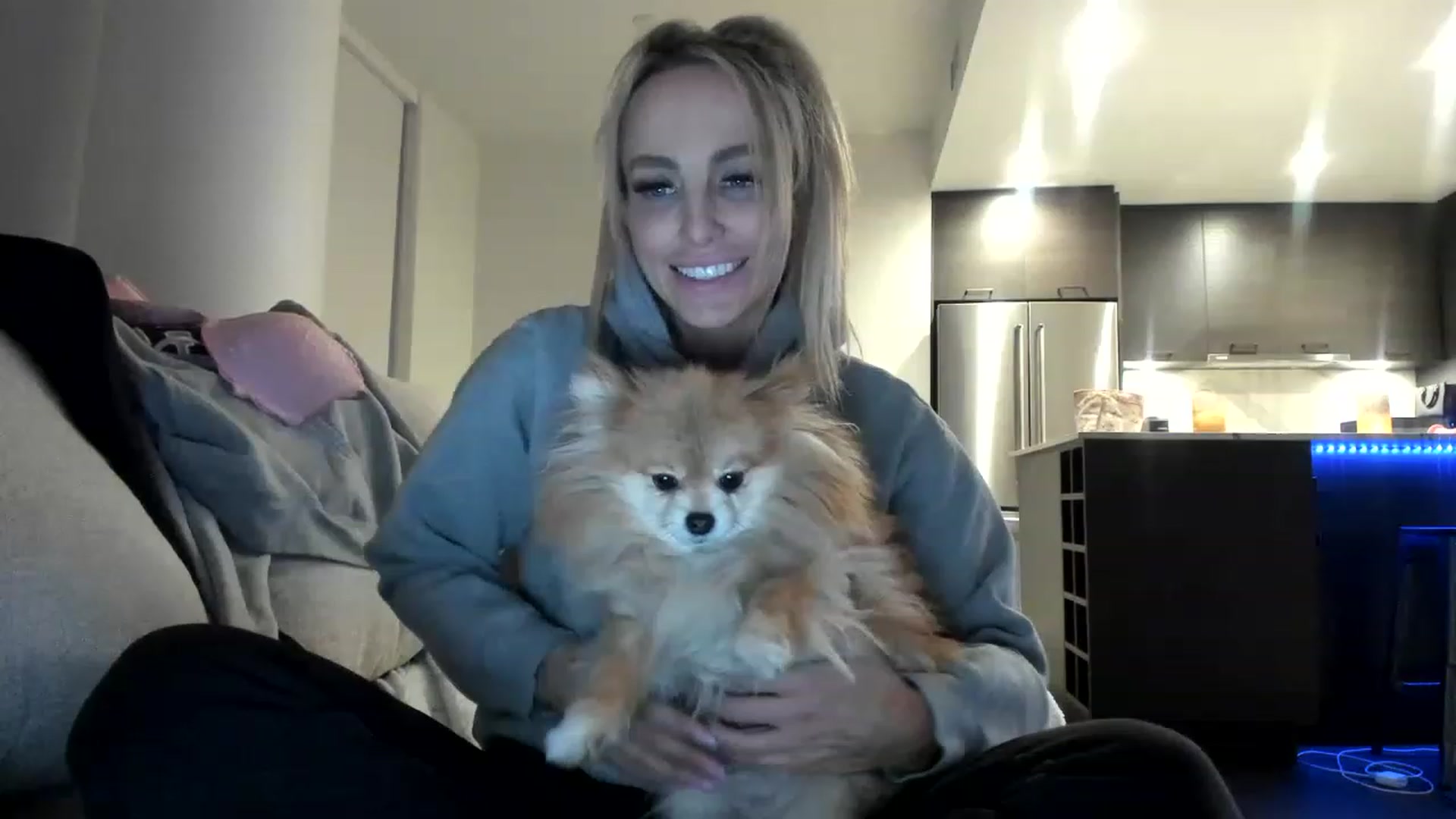 Gallery image thumbnail from Mollyboots's myfreecams stream on, 12/04/2022, 06:09 image 9 of 20