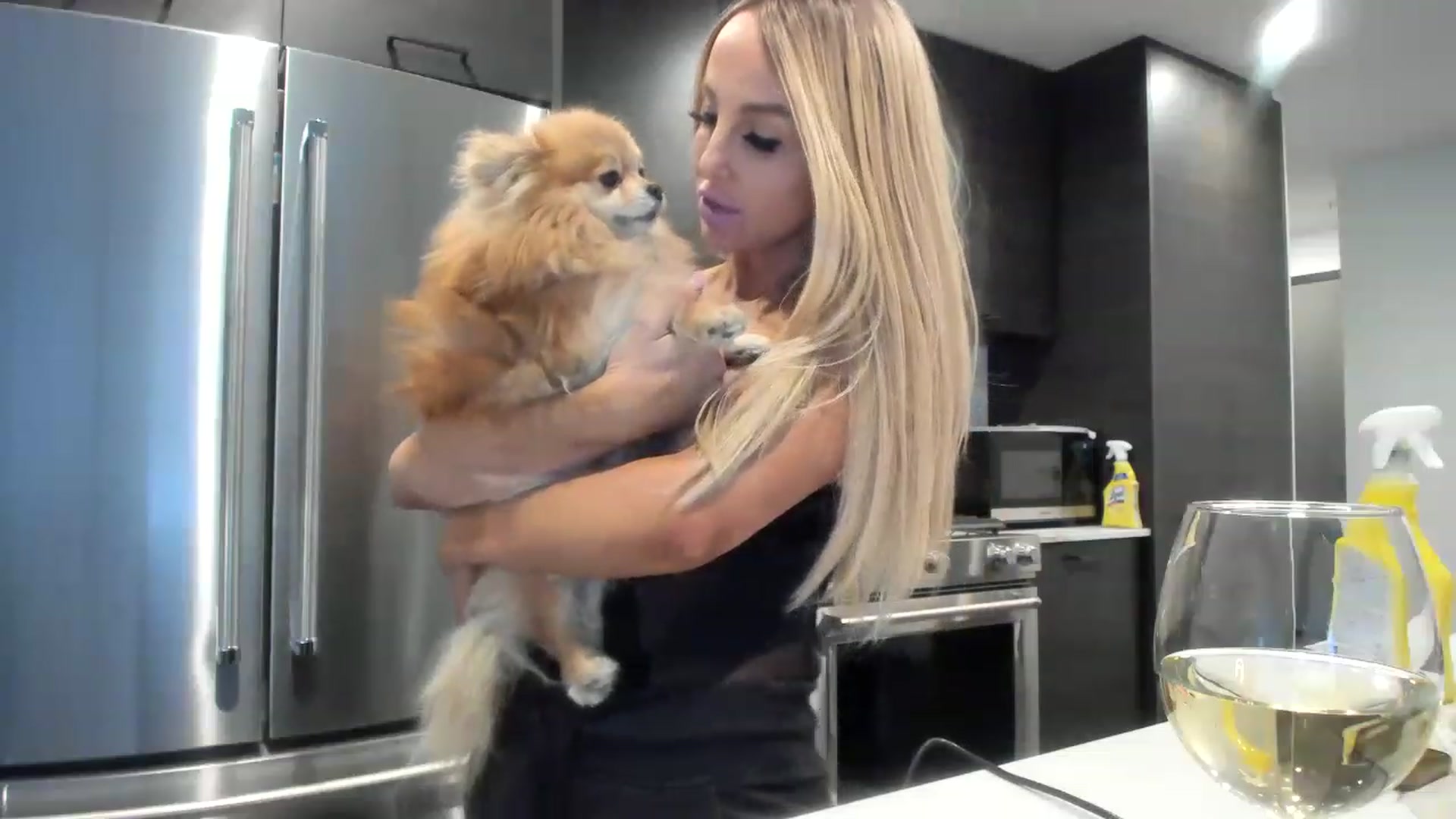 Gallery image thumbnail from Mollyboots's myfreecams stream on, 12/10/2022, 23:09 image 20 of 20