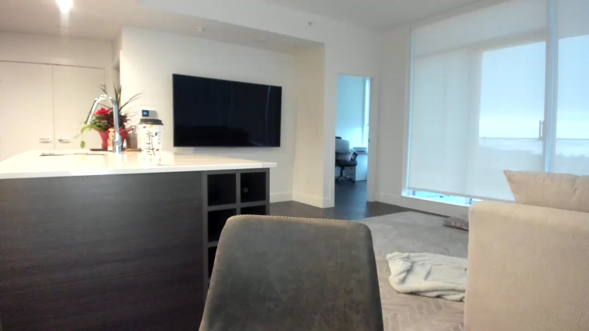 Gallery image thumbnail from Mollyboots's myfreecams stream on, 12/12/2022, 24:31 image 12 of 20