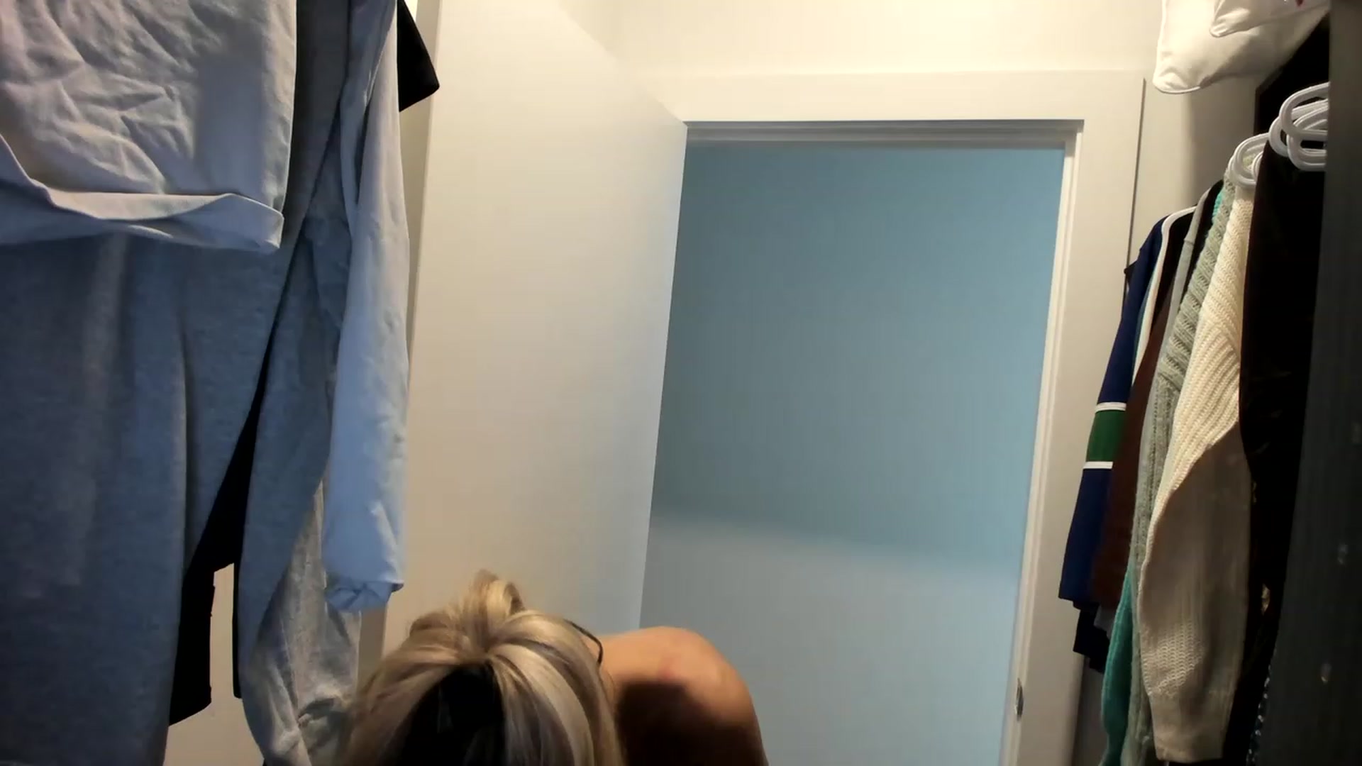 Gallery image thumbnail from Mollyboots's myfreecams stream on, 01/04/2023, 19:47 image 17 of 20
