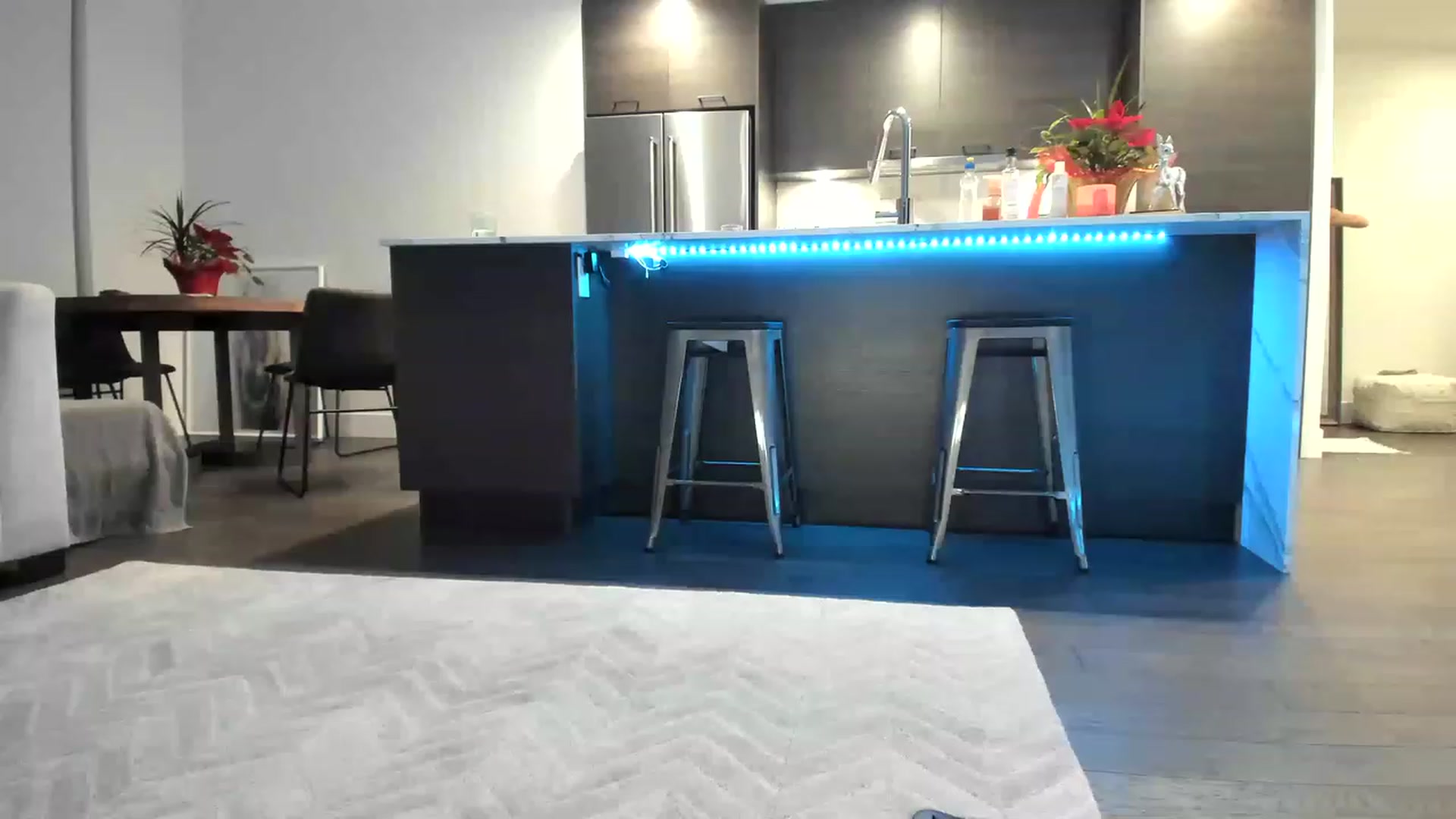 Gallery image thumbnail from Mollyboots's myfreecams stream on, 01/08/2023, 06:28 image 10 of 20