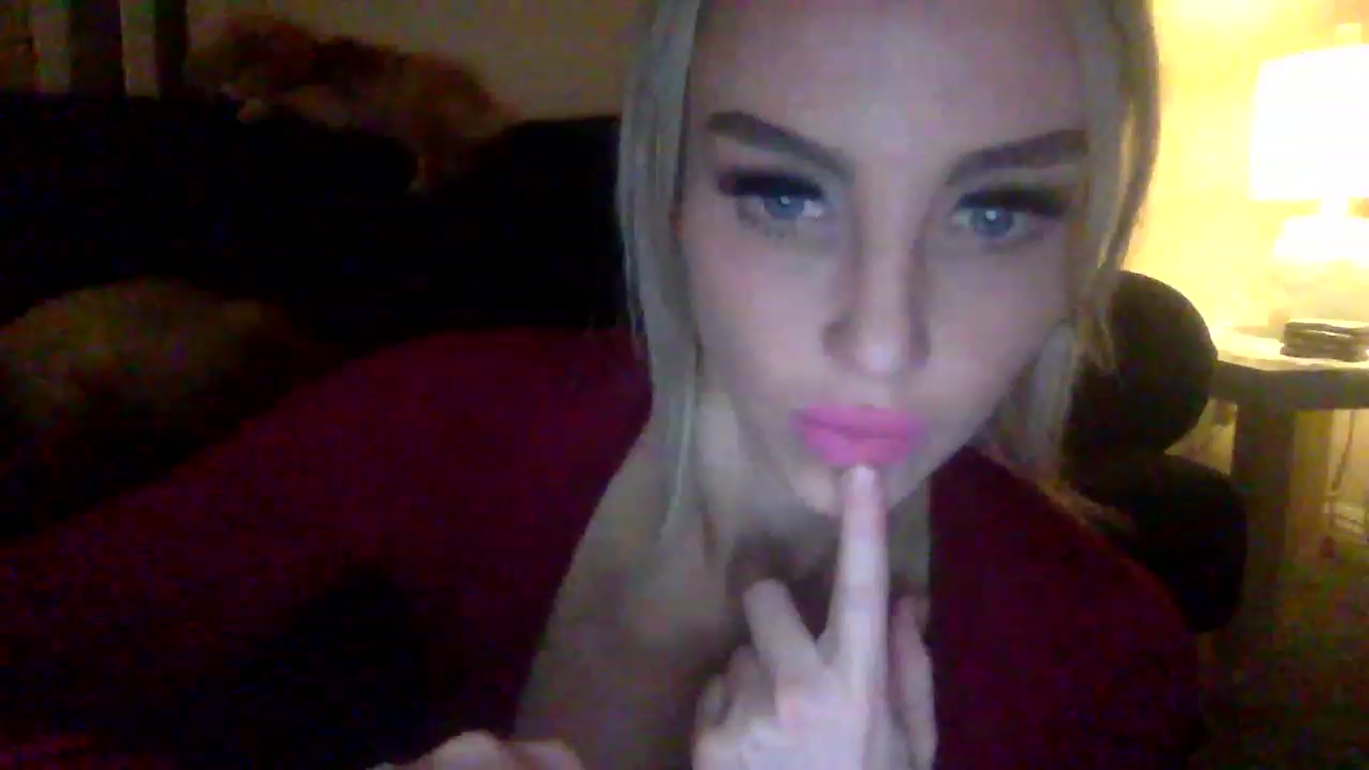 Gallery image thumbnail from Mollyboots's myfreecams stream on, 01/22/2023, 03:52 image 10 of 20