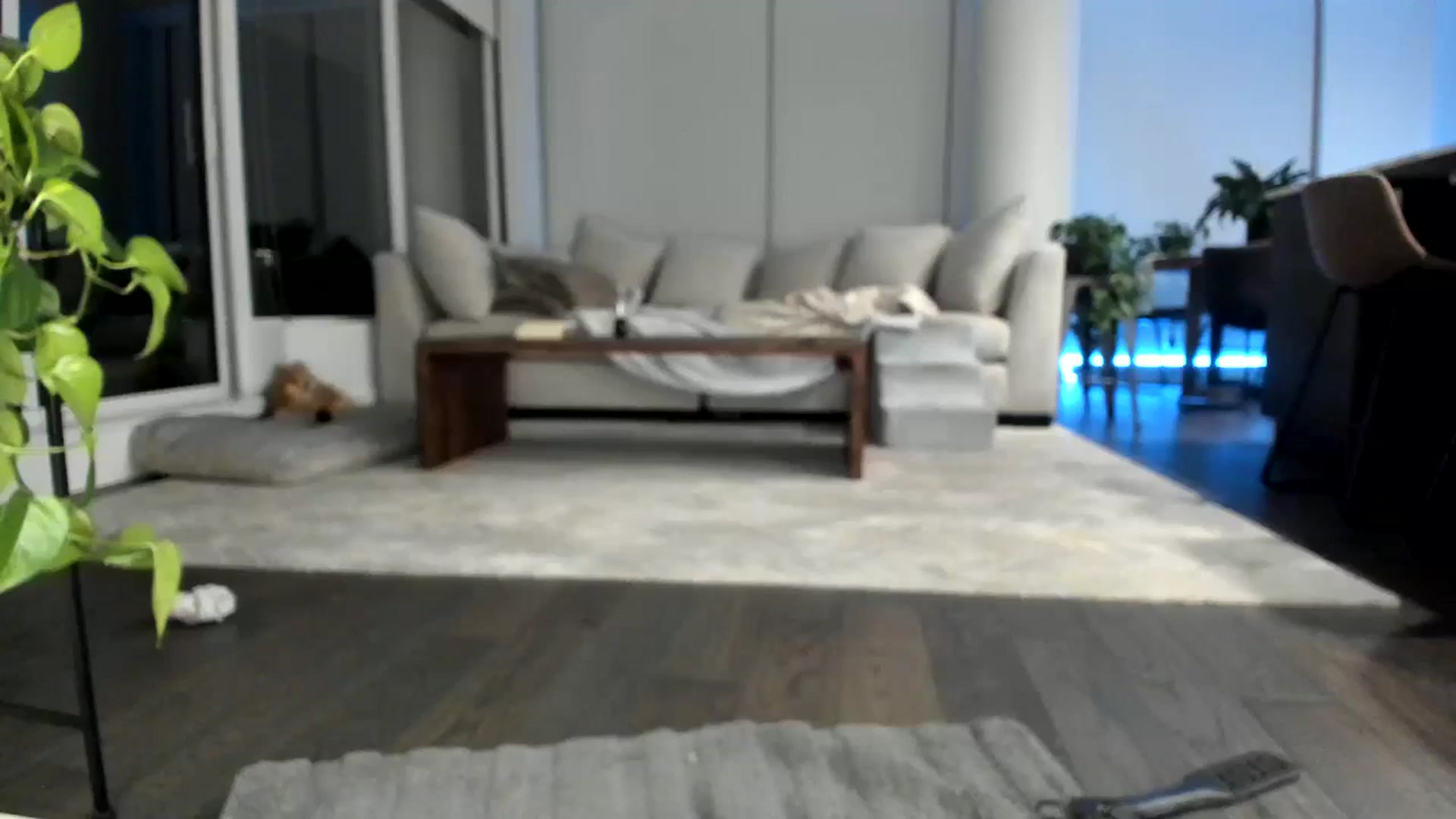 Gallery image thumbnail from Mollyboots's myfreecams stream on, 09/15/2023, 04:18 image 5 of 20