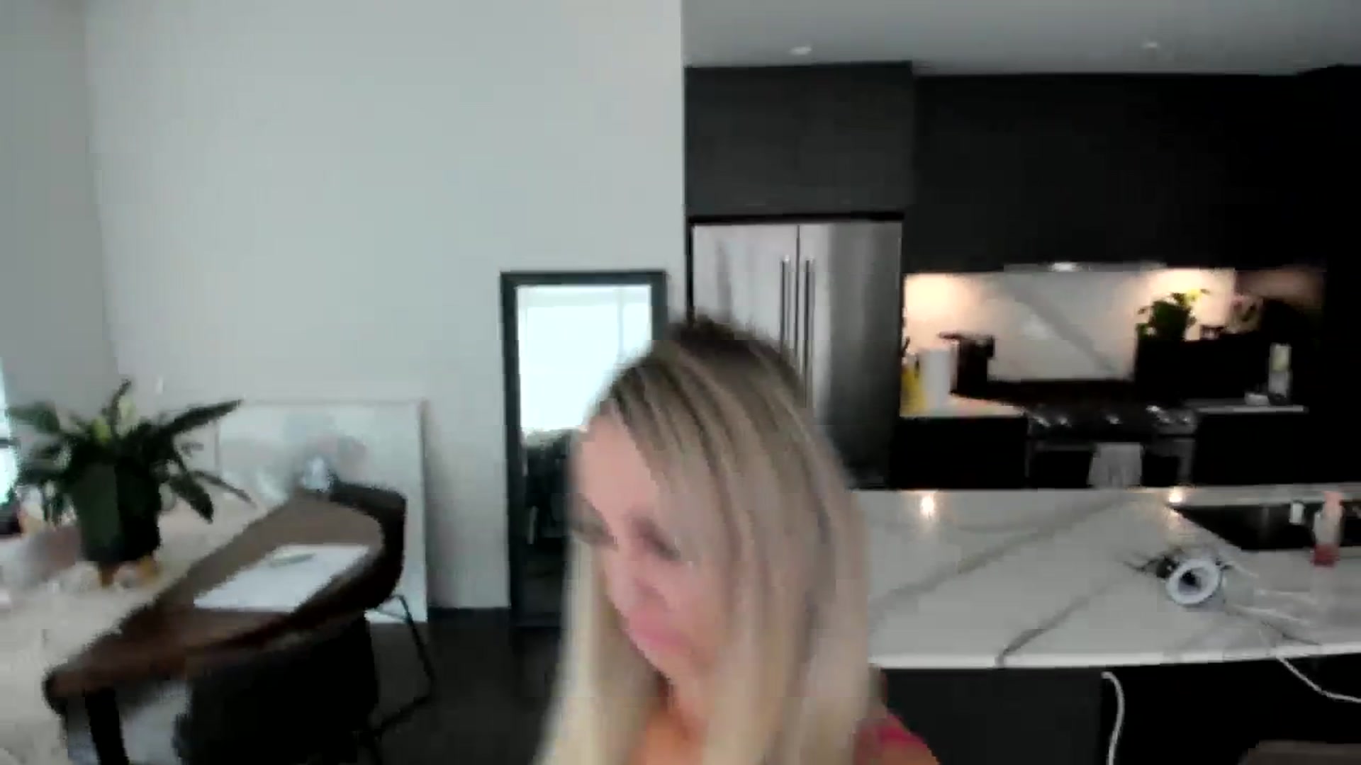 Gallery image thumbnail from Mollyboots's myfreecams stream on, 09/23/2023, 23:19 image 11 of 20