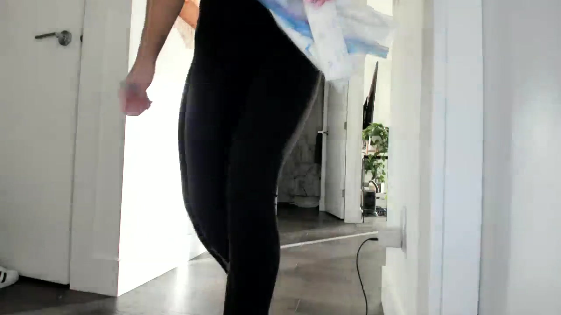 Gallery image thumbnail from Mollyboots's myfreecams stream on, 10/13/2023, 24:30 image 9 of 20