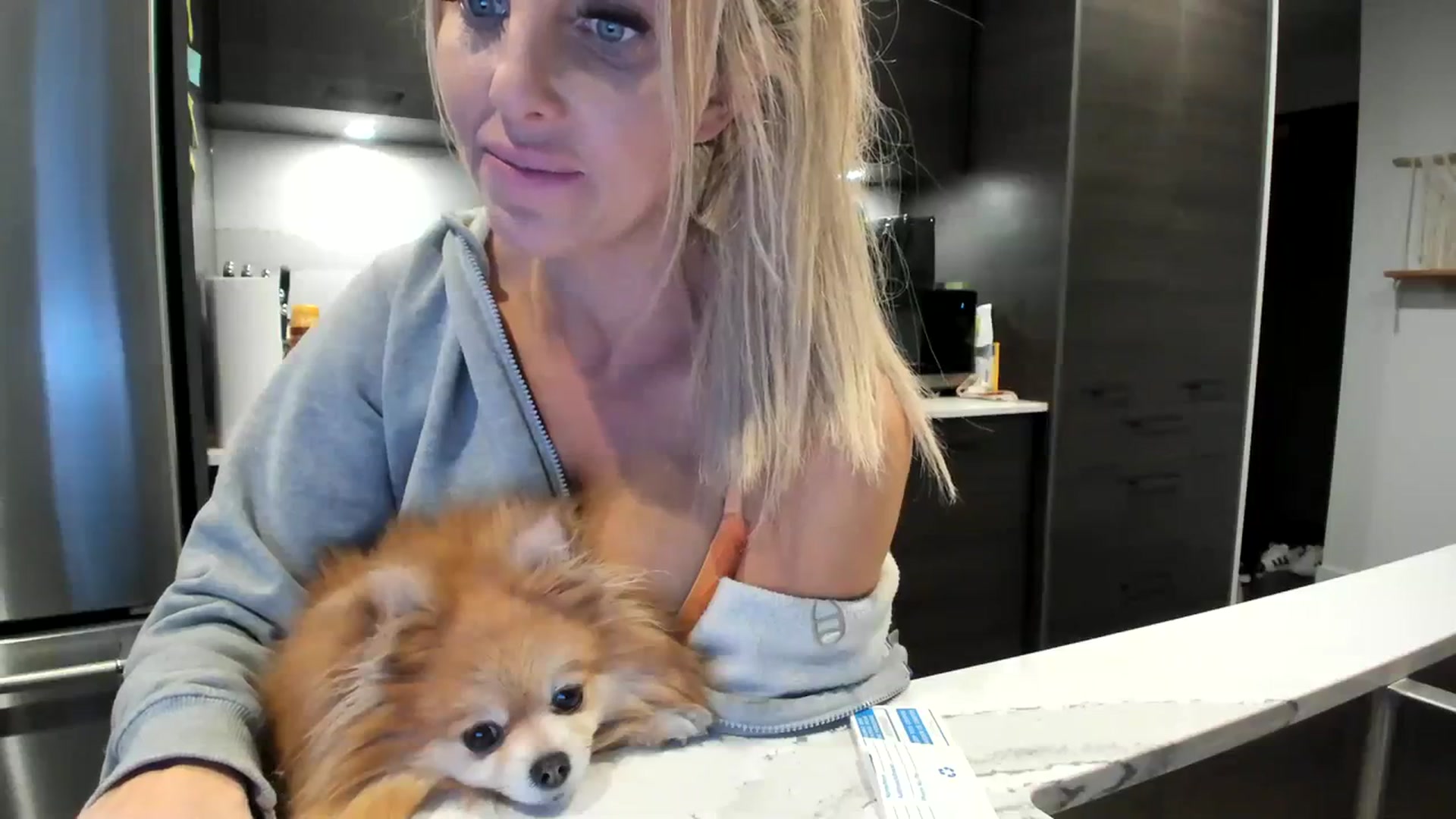 Gallery image thumbnail from Mollyboots's myfreecams stream on, 10/14/2023, 04:43 image 8 of 20