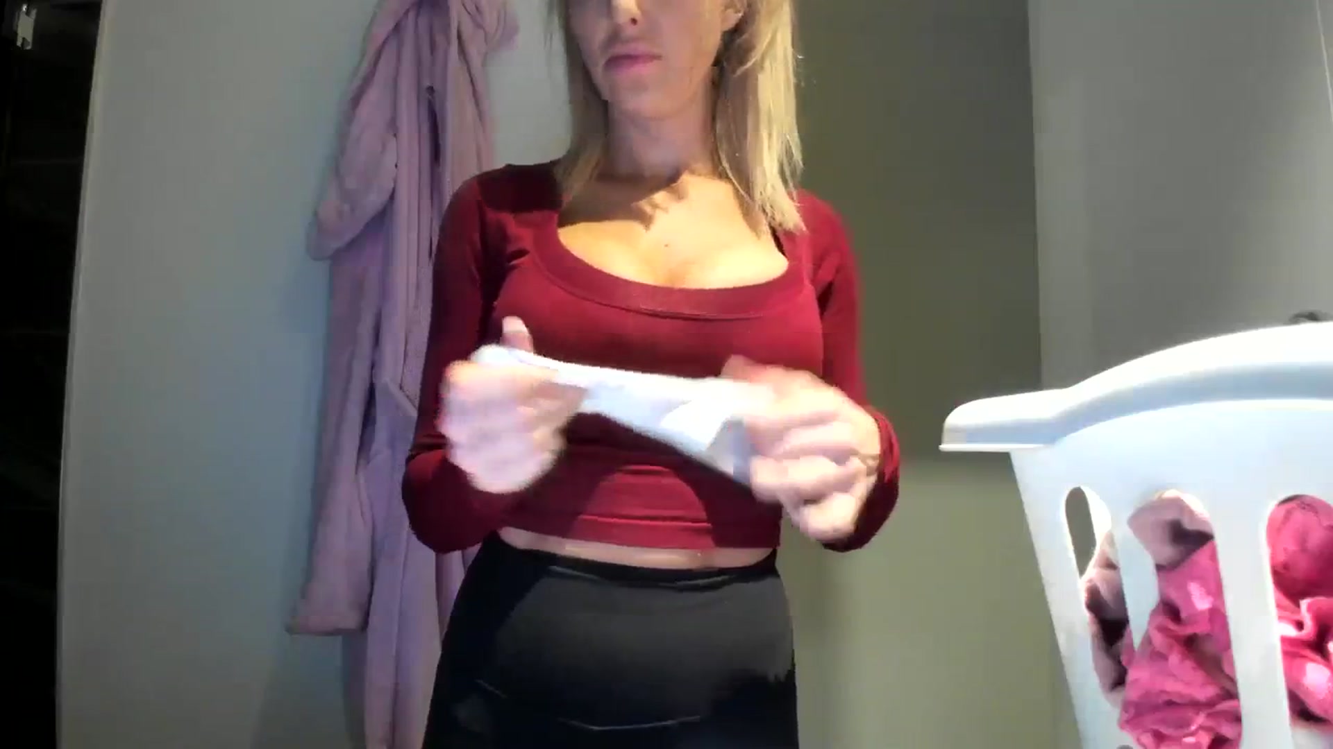 Gallery image thumbnail from Mollyboots's myfreecams stream on, 11/11/2023, 03:12 image 11 of 20