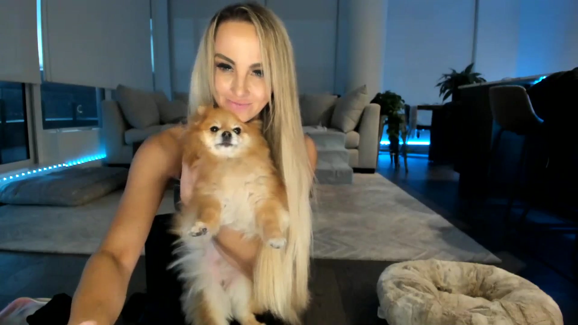 Gallery image thumbnail from Mollyboots's myfreecams stream on, 11/22/2023, 24:42 image 15 of 20