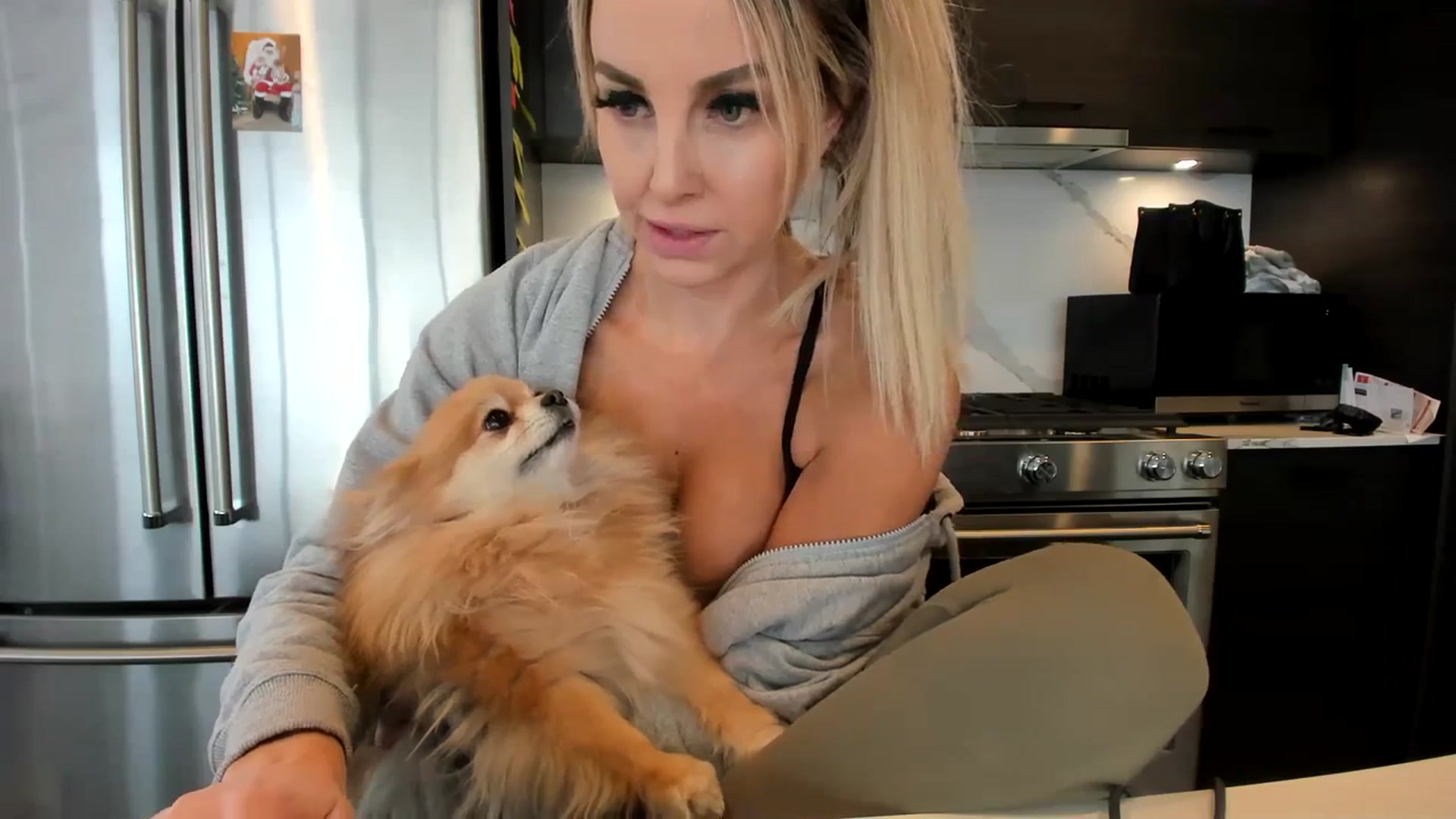 Gallery image thumbnail from Mollyboots's myfreecams stream on, 01/11/2024, 21:50 image 9 of 20