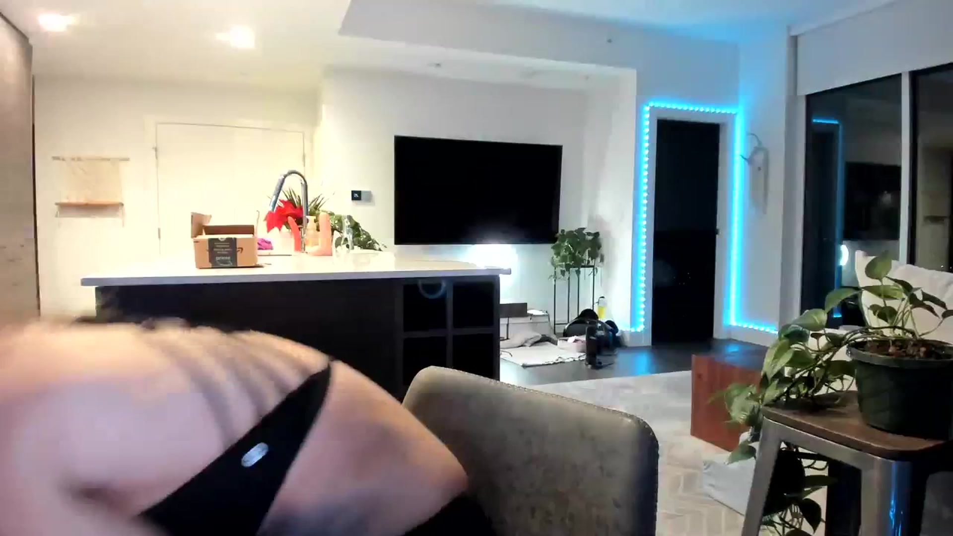 Gallery image thumbnail from Mollyboots's myfreecams stream on, 01/12/2024, 03:45 image 12 of 20