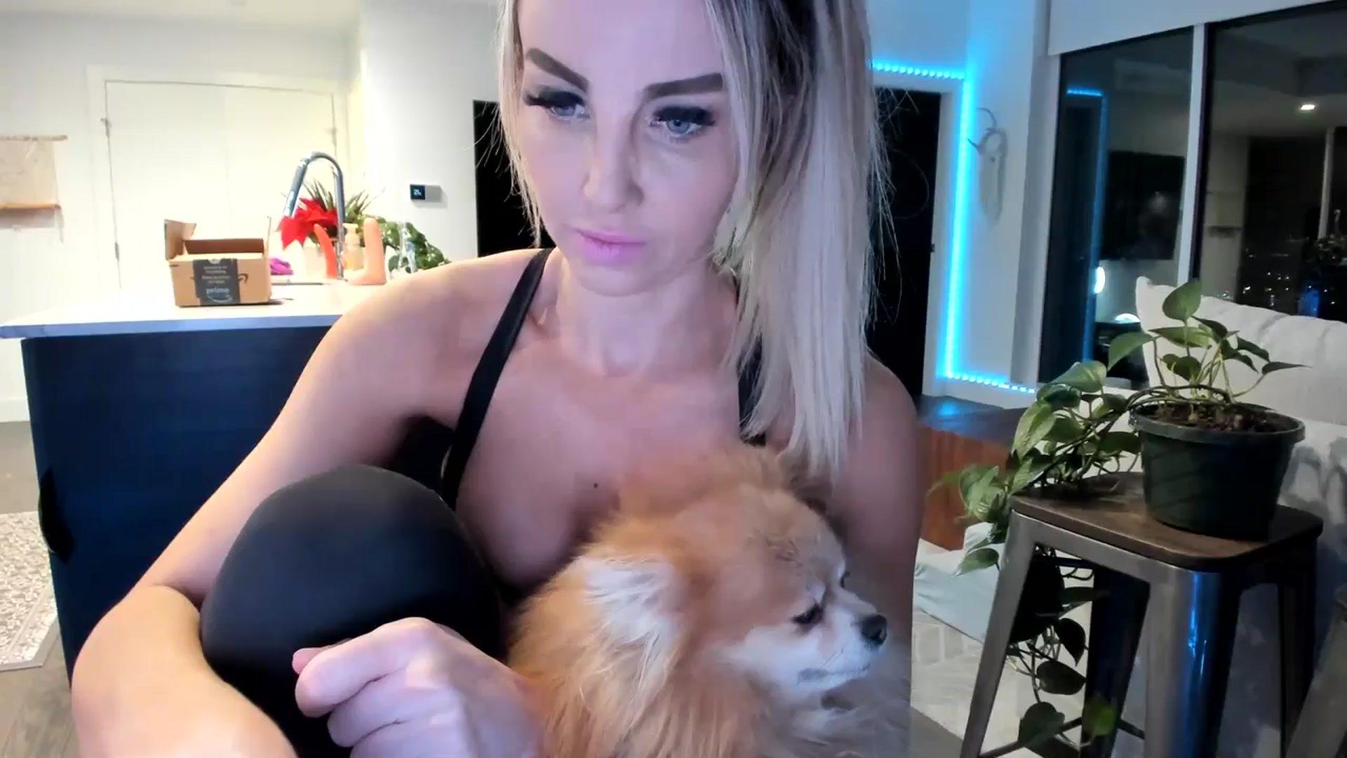 Gallery image thumbnail from Mollyboots's myfreecams stream on, 01/12/2024, 03:45 image 19 of 20