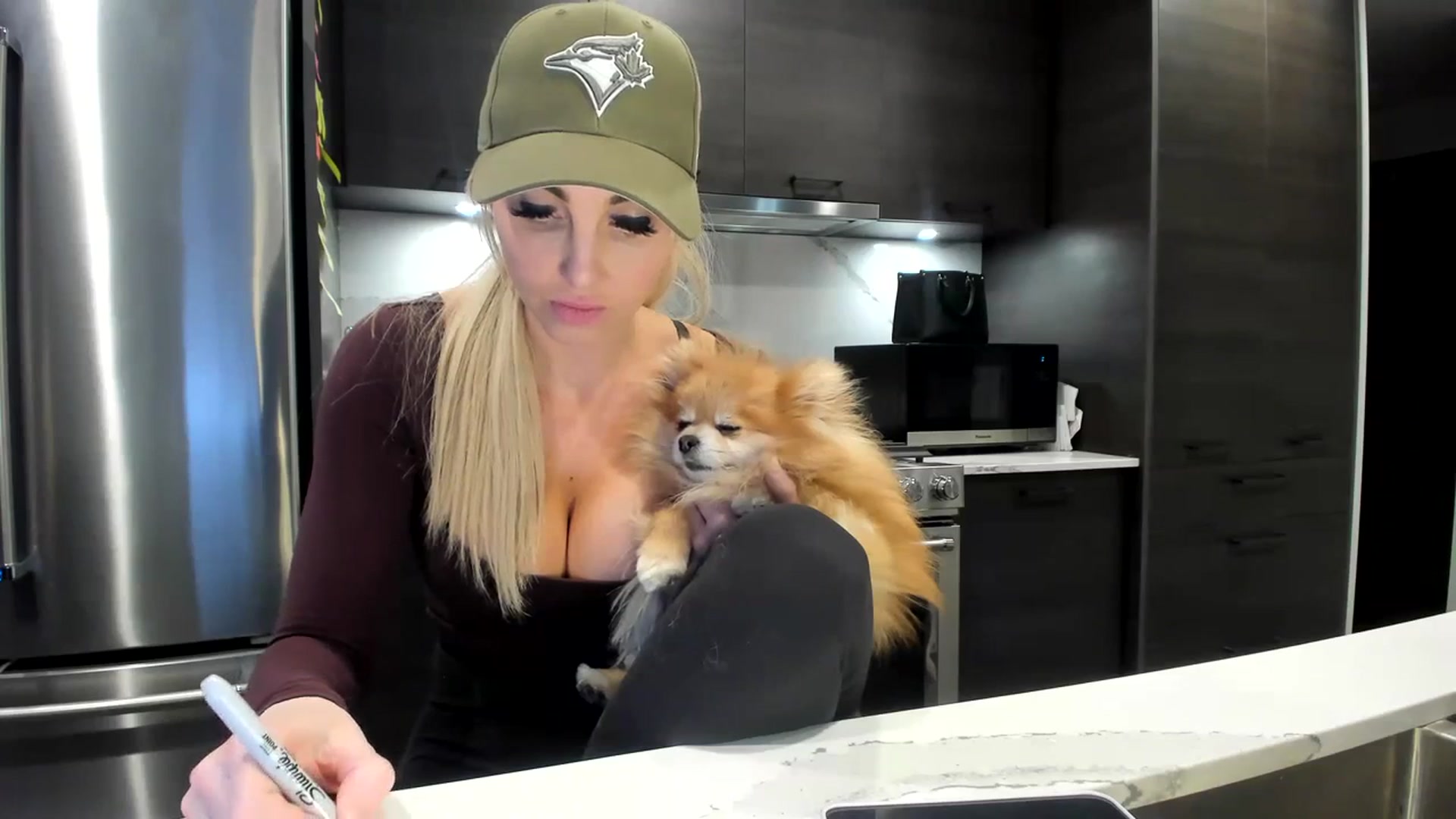 Gallery image thumbnail from Mollyboots's myfreecams stream on, 01/15/2024, 03:56 image 20 of 20
