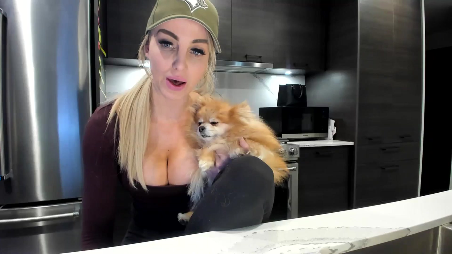 Gallery image thumbnail from Mollyboots's myfreecams stream on, 01/15/2024, 03:56 image 18 of 20