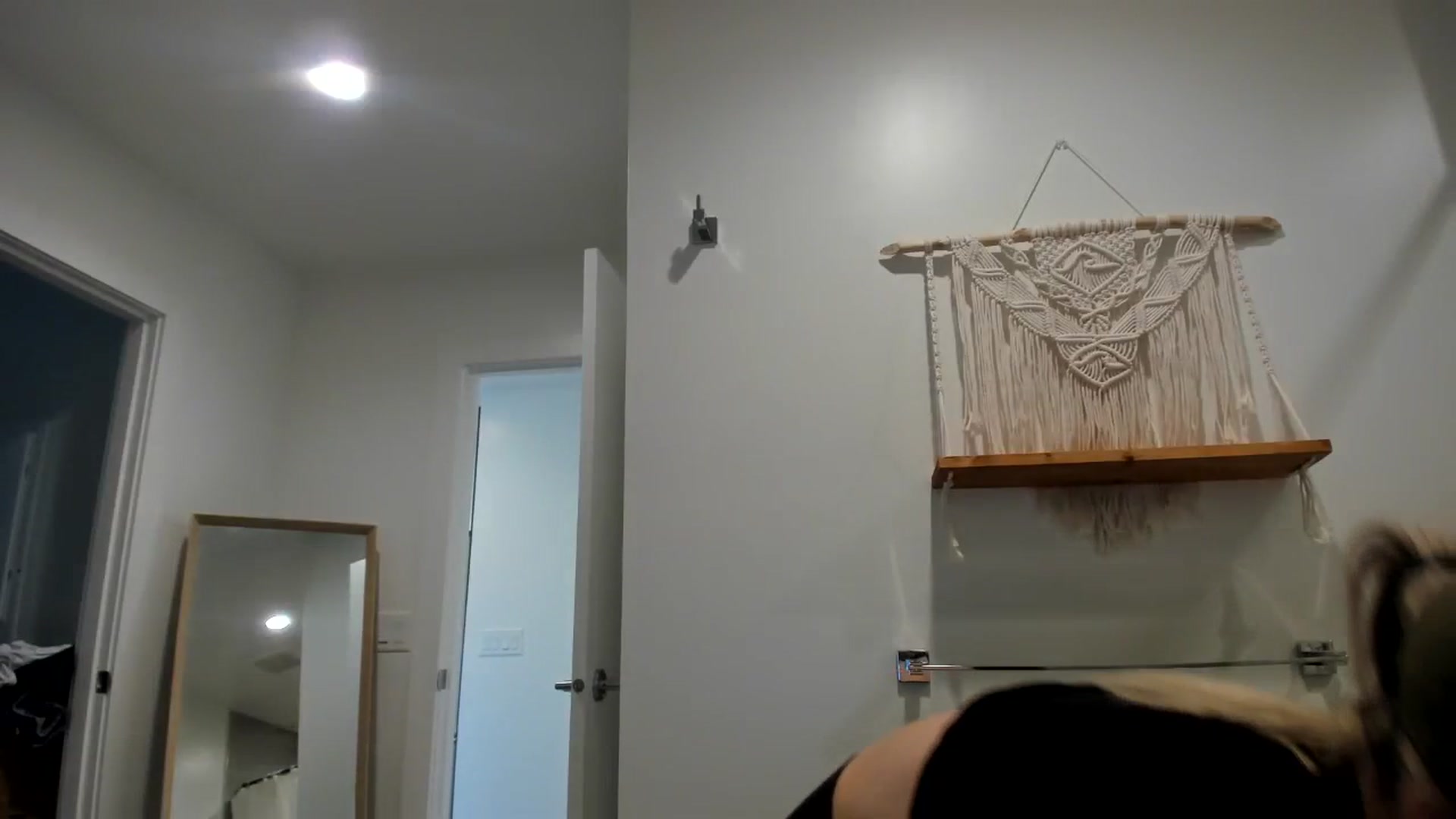 Gallery image thumbnail from Mollyboots's myfreecams stream on, 02/18/2024, 20:12 image 6 of 20