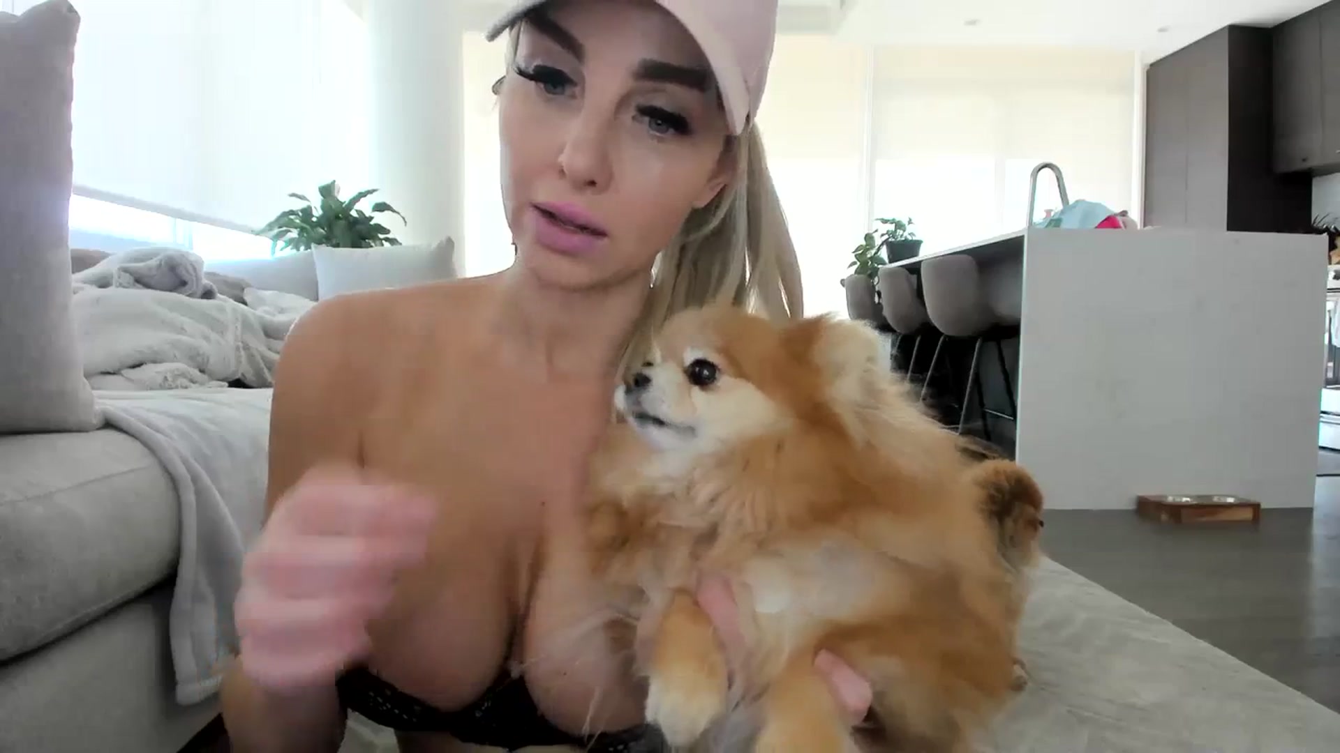Gallery image thumbnail from Mollyboots's myfreecams stream on, 02/23/2024, 22:07 image 18 of 20