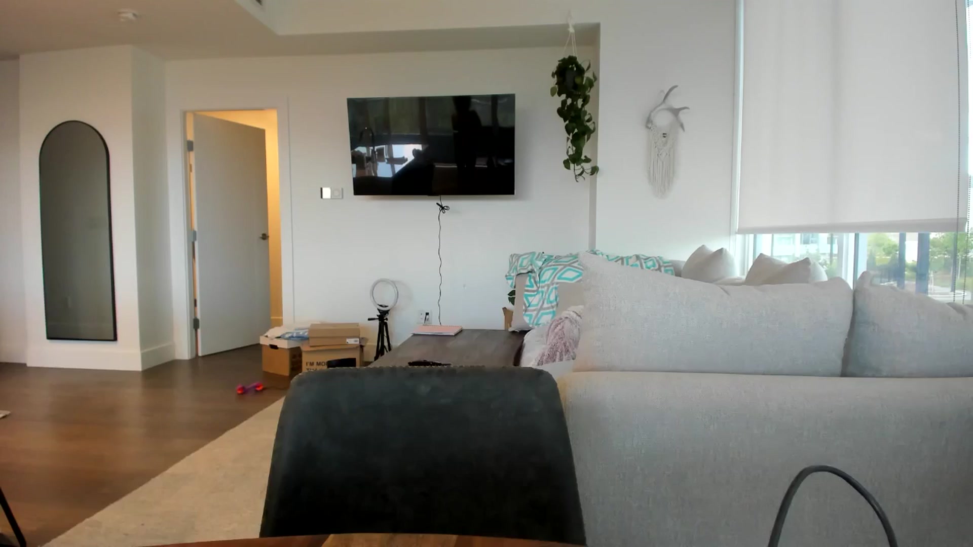 Gallery image thumbnail from Mollyboots's myfreecams stream on, 05/08/2024, 04:00 image 7 of 20