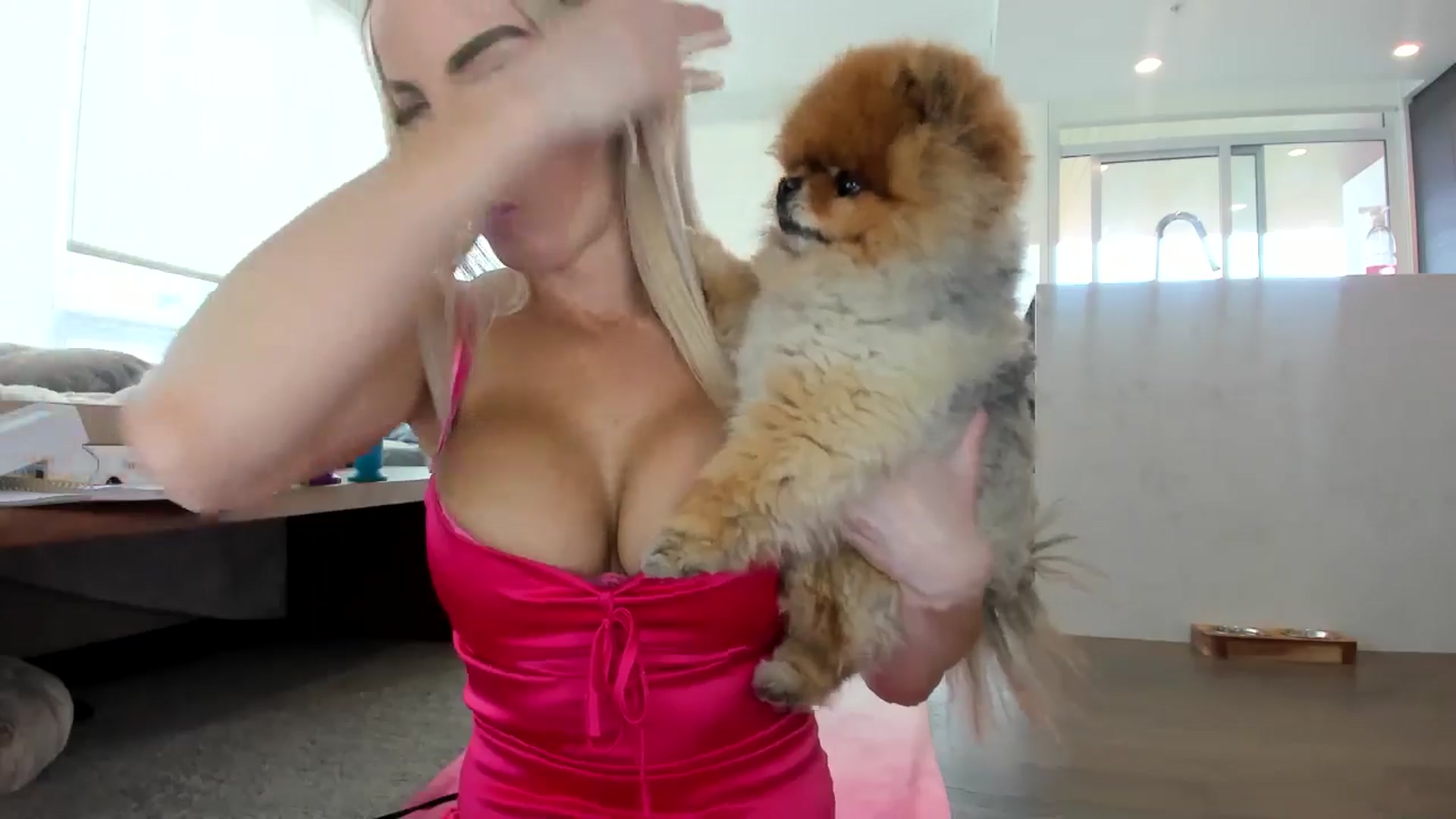 Gallery image thumbnail from Mollyboots's myfreecams stream on, 05/22/2024, 22:18 image 12 of 20