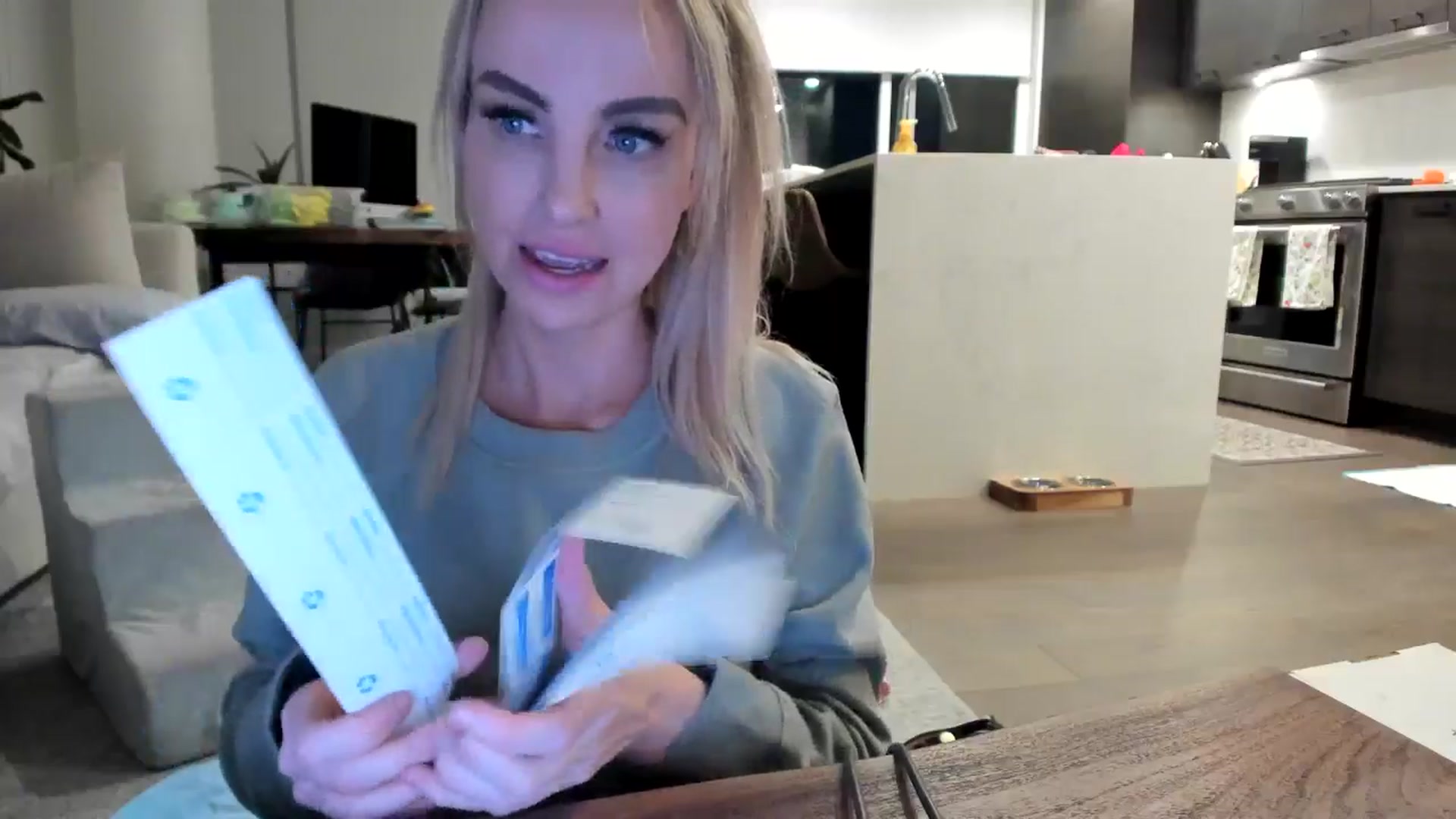 Gallery image thumbnail from Mollyboots's myfreecams stream on, 06/11/2024, 05:22 image 19 of 20