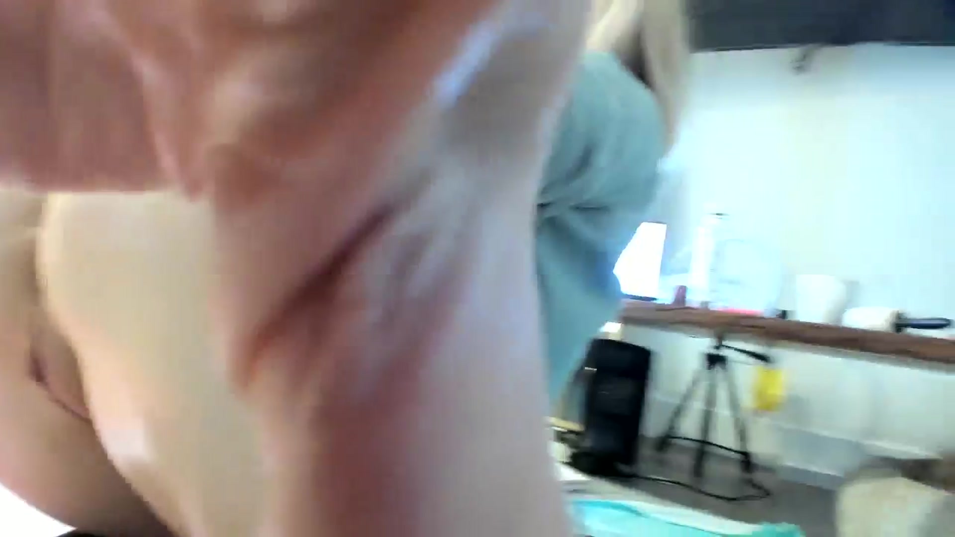 Gallery image thumbnail from Mollyboots's myfreecams stream on, 06/11/2024, 05:22 image 11 of 20