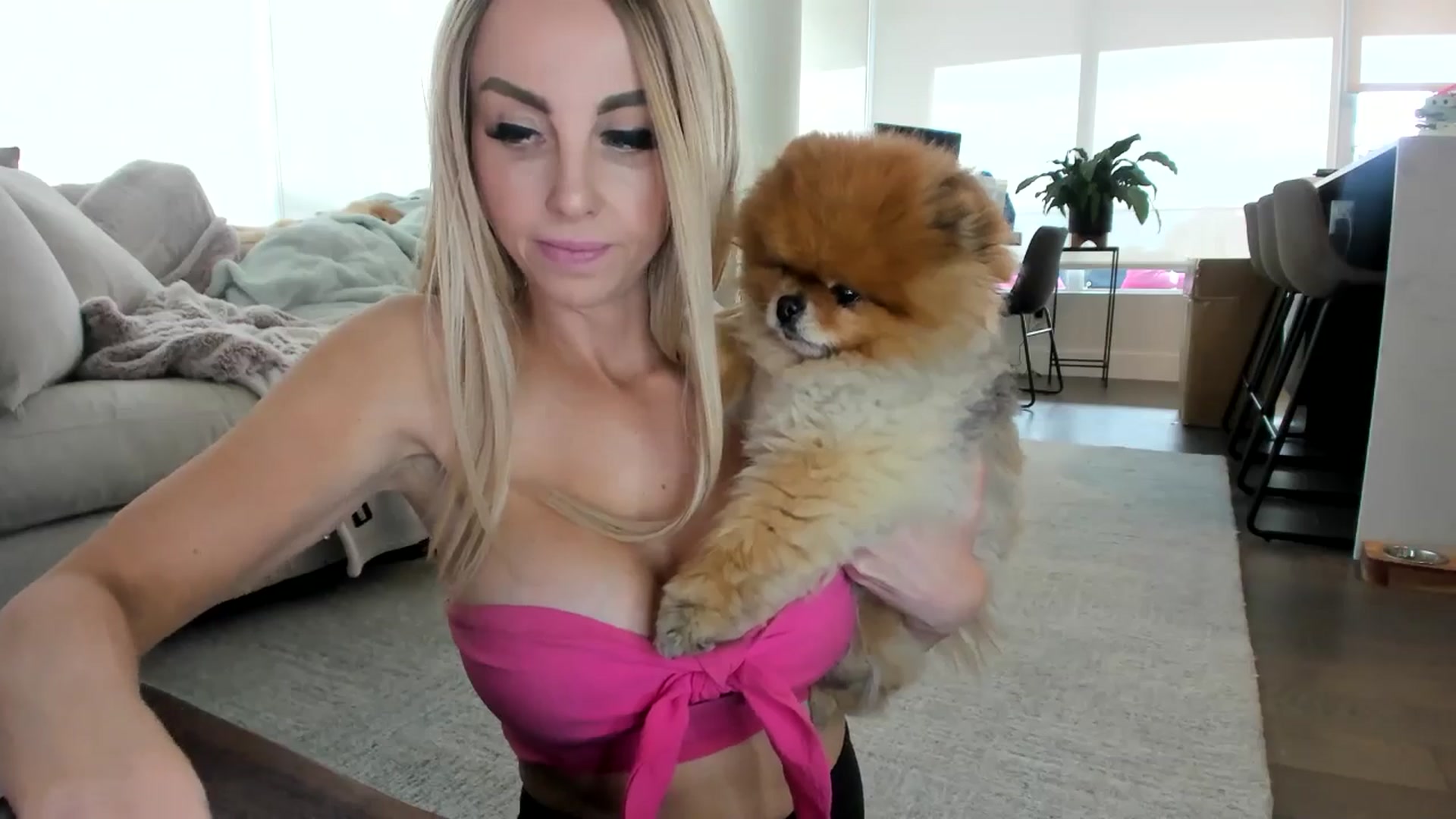 Gallery image thumbnail from Mollyboots's myfreecams stream on, 06/23/2024, 24:27 image 12 of 20