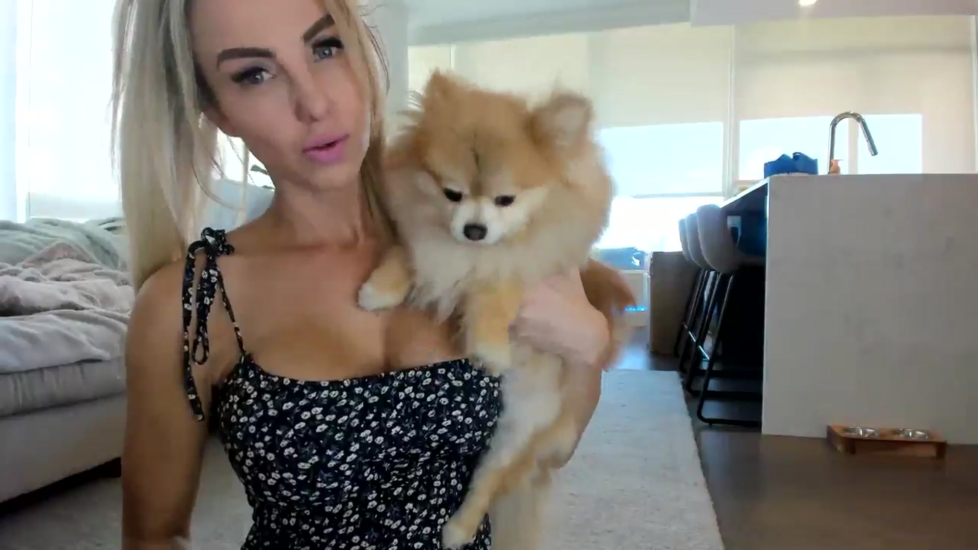 Gallery image thumbnail from Mollyboots's myfreecams stream on, 06/24/2024, 02:18 image 7 of 20