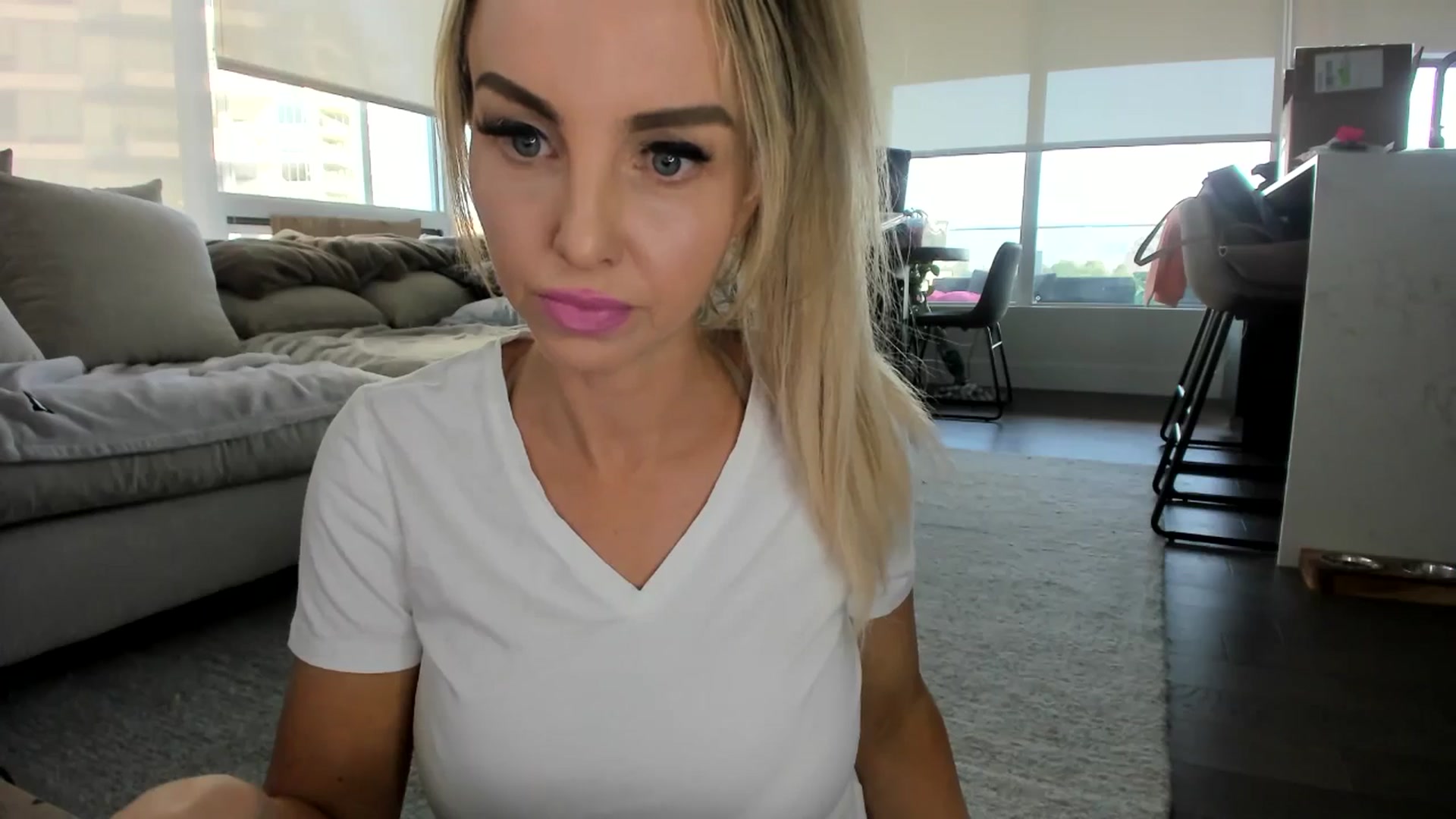 Gallery image thumbnail from Mollyboots's myfreecams stream on, 07/15/2024, 02:45 image 19 of 20