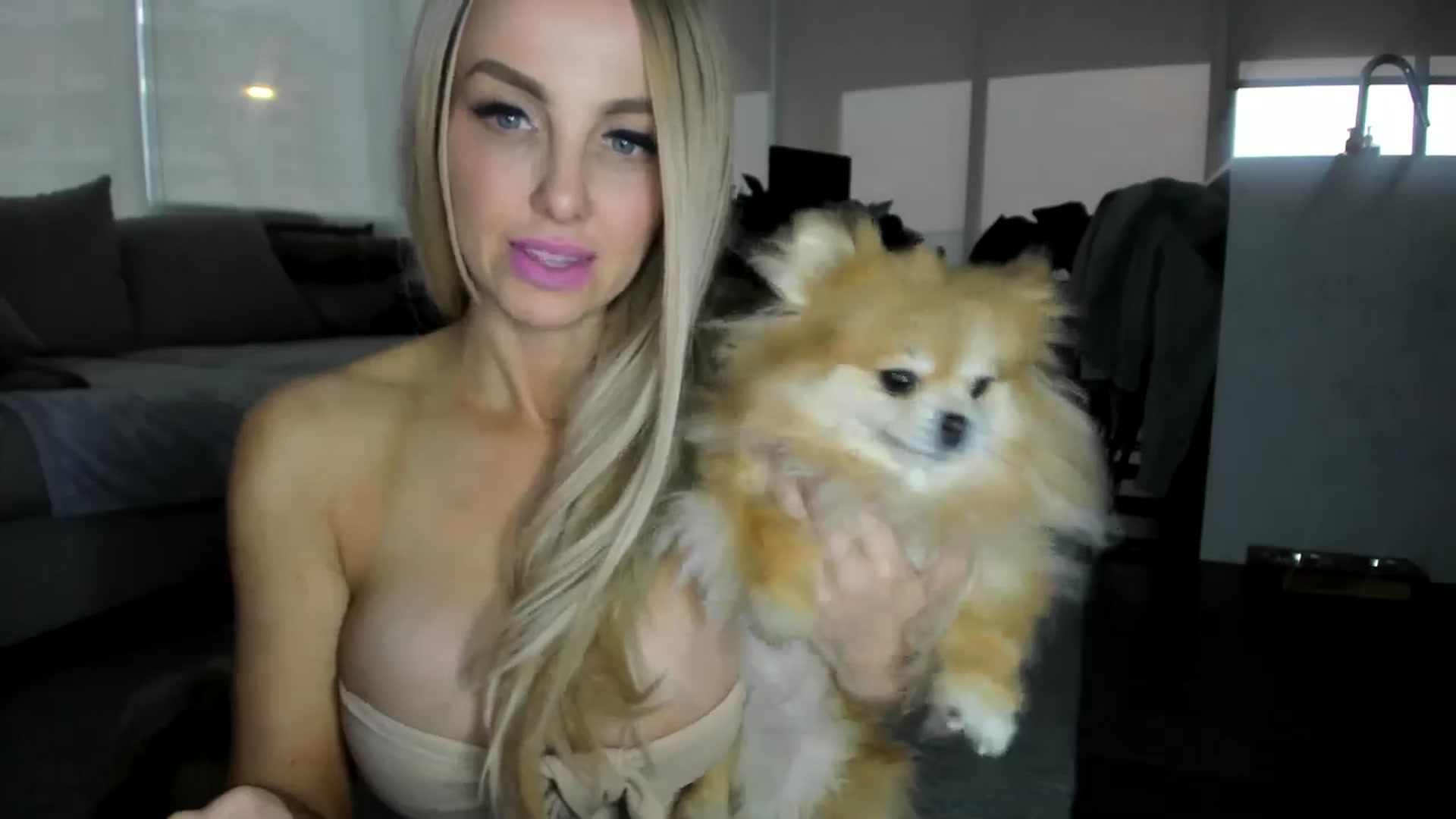 Gallery image thumbnail from Mollyboots's myfreecams stream on, 08/04/2024, 03:35 image 18 of 20