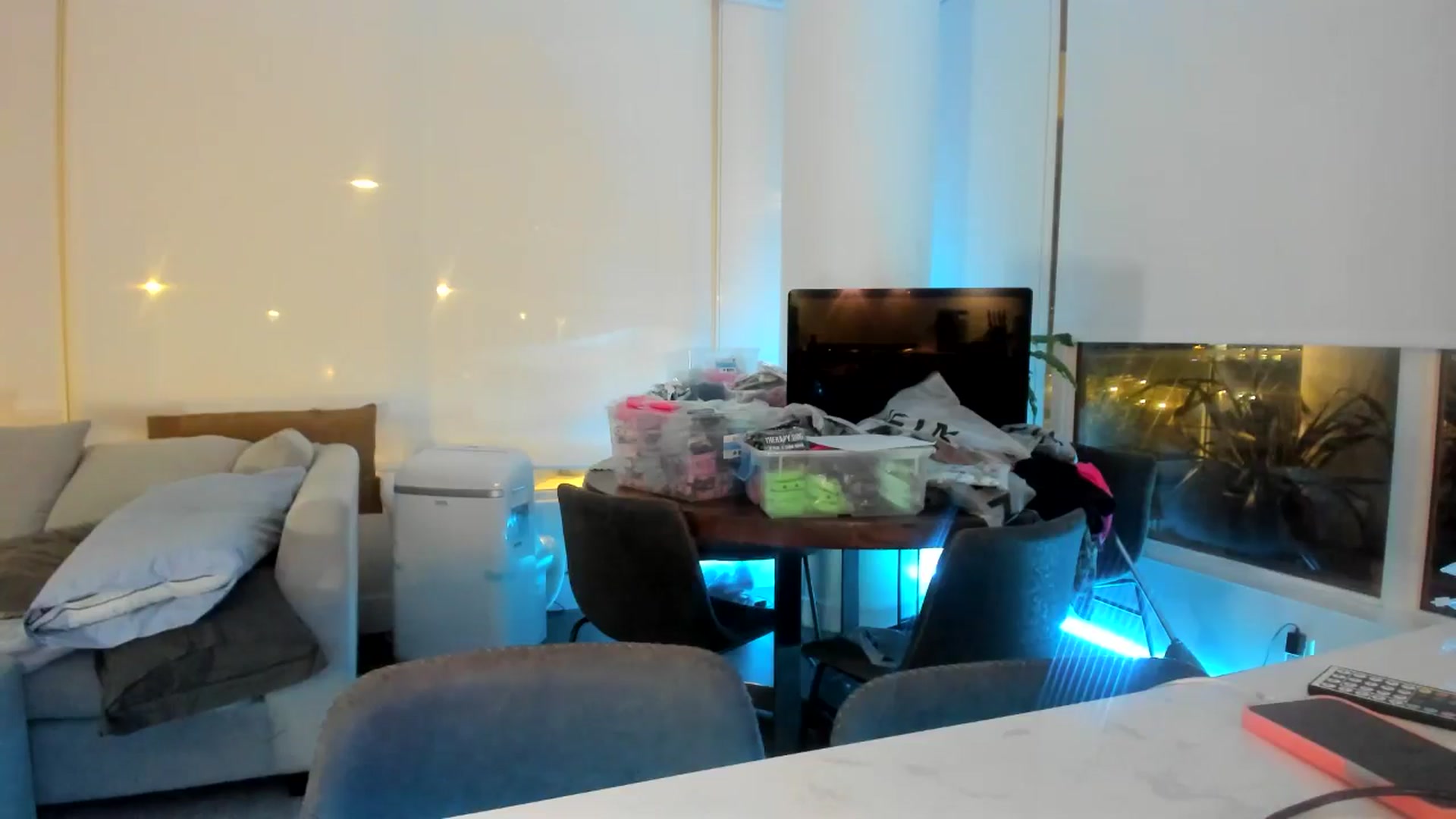 Gallery image thumbnail from Mollyboots's myfreecams stream on, 08/10/2024, 04:22 image 5 of 20