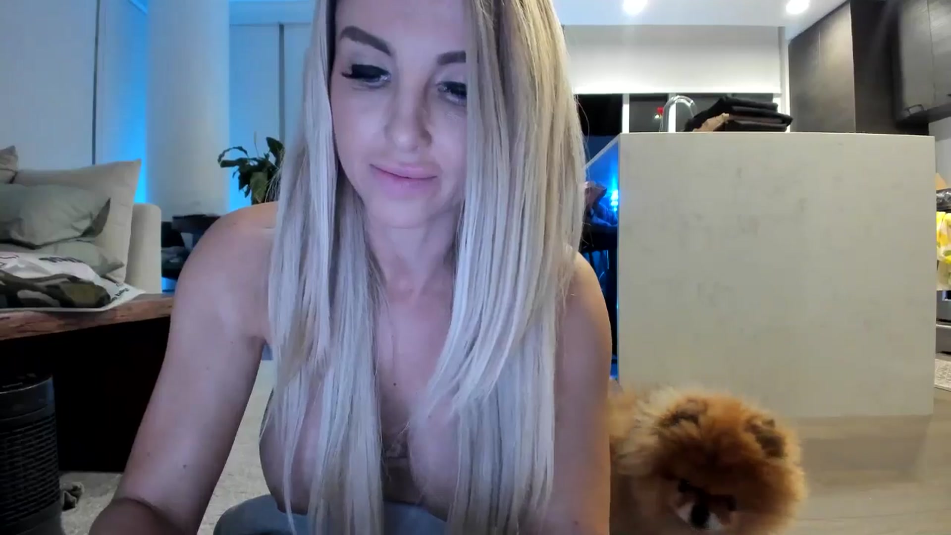 Gallery image thumbnail from Mollyboots's myfreecams stream on, 09/27/2024, 03:20 image 10 of 20
