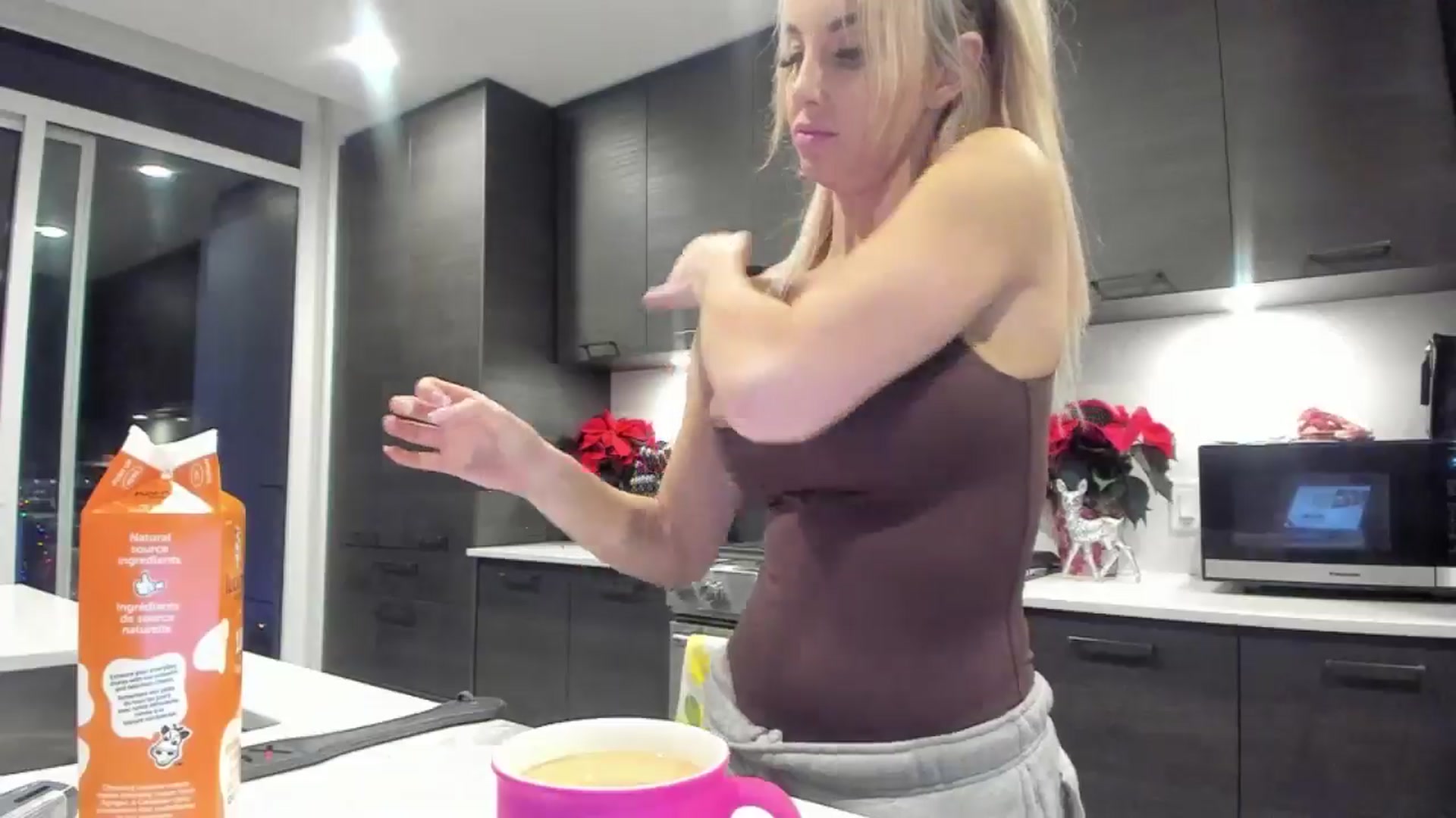 Gallery image thumbnail from Mollyboots's myfreecams stream on, 12/07/2024, 01:12 image 15 of 20