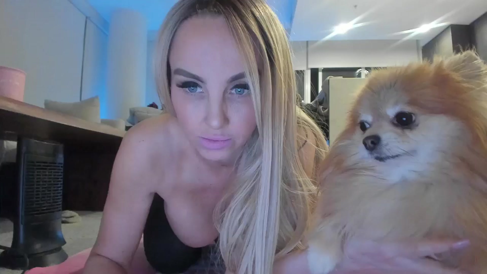 Gallery image thumbnail from Mollyboots's myfreecams stream on, 01/03/2025, 04:36 image 7 of 20